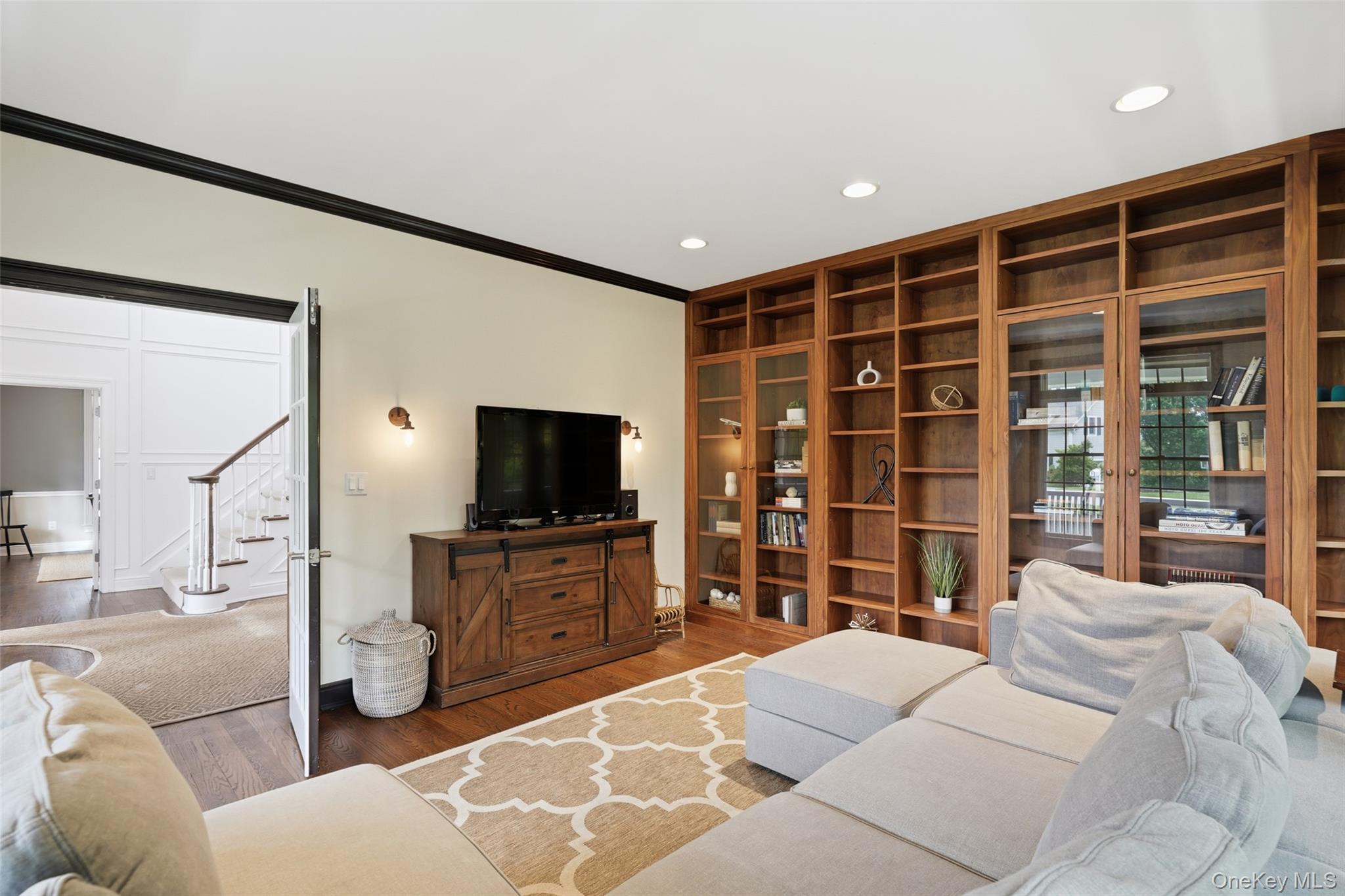 10 Old Katonah Drive