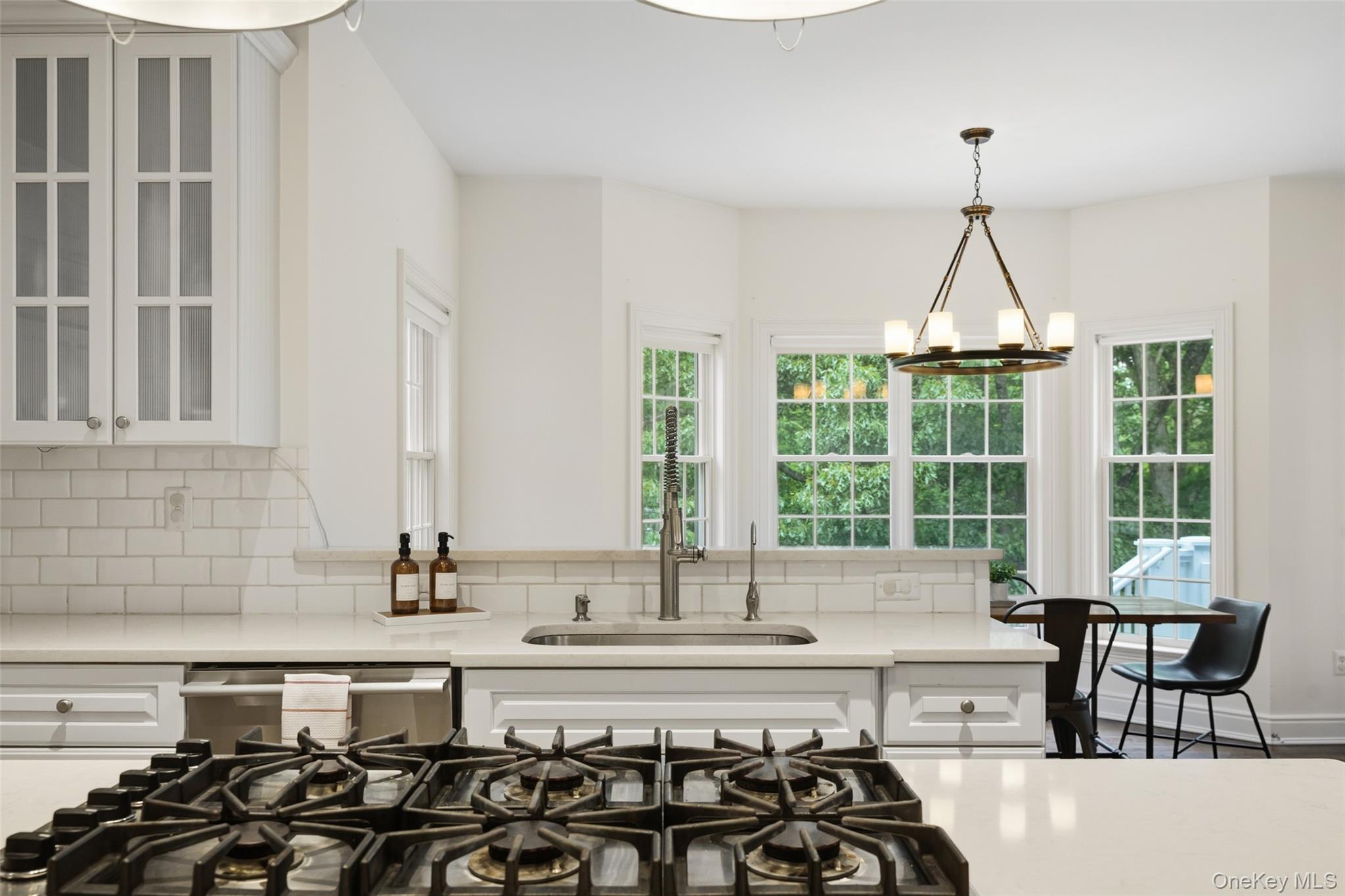 10 Old Katonah Drive