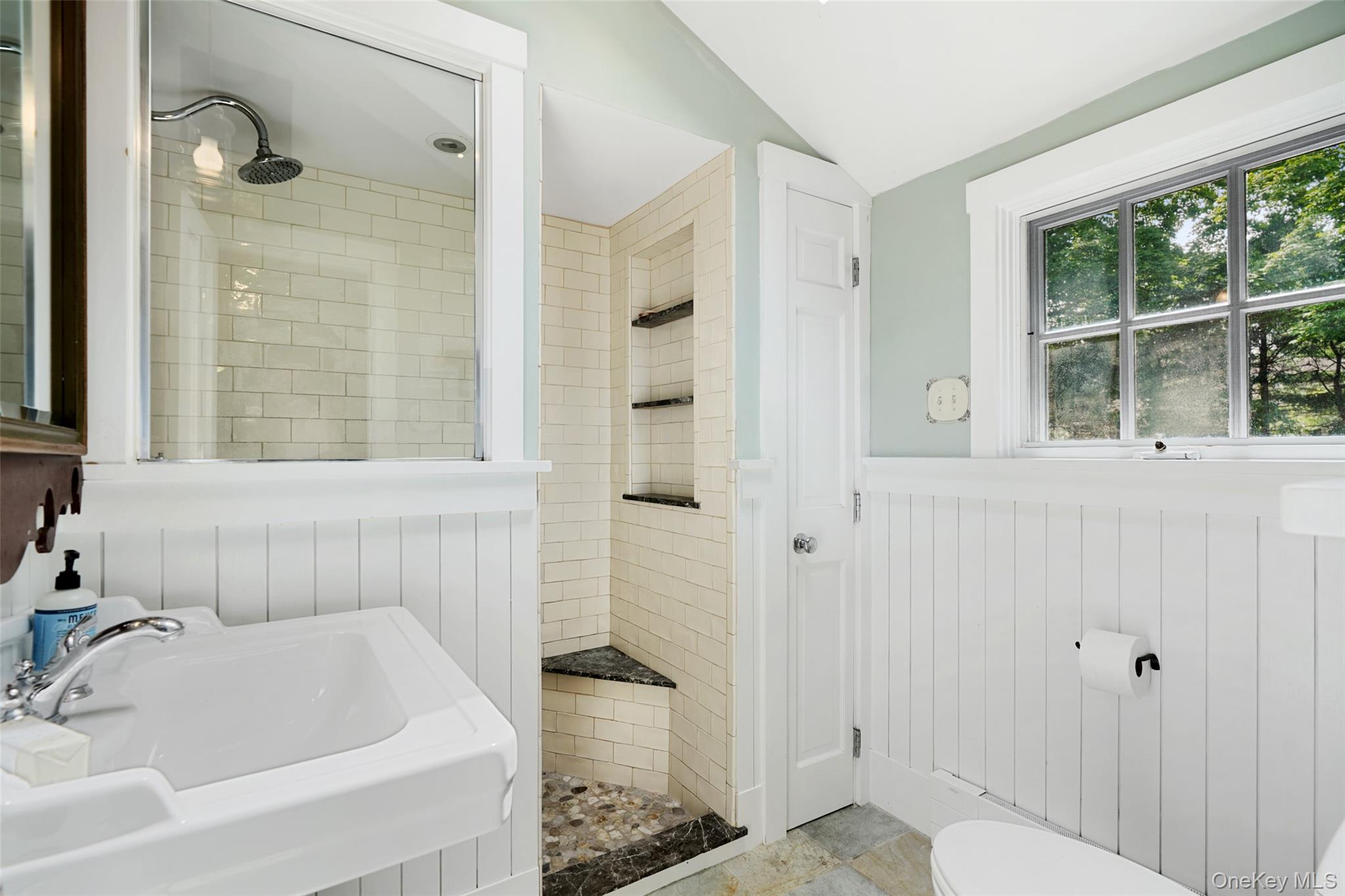 161 Ridgefield Avenue
