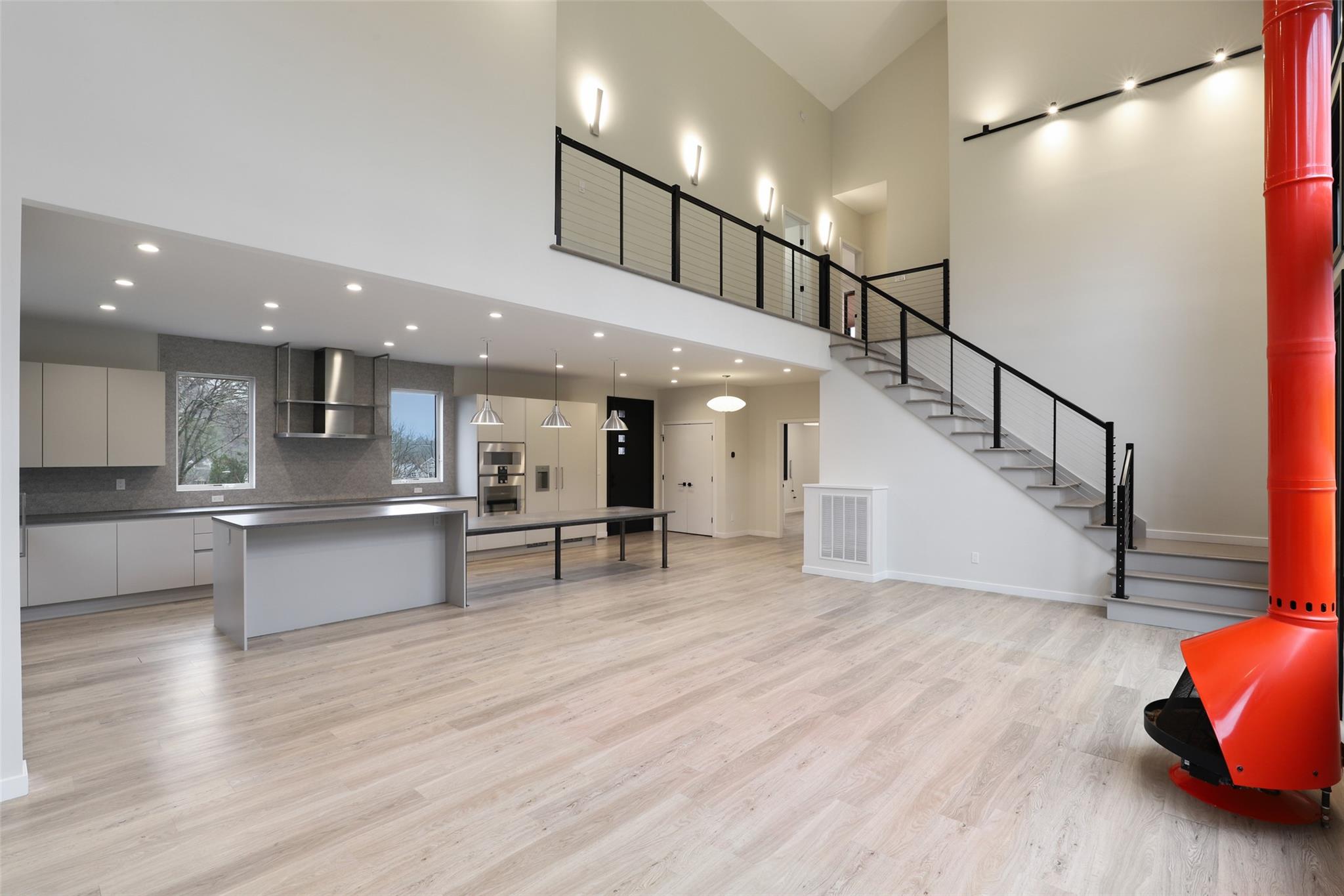 18 Hillside Avenue