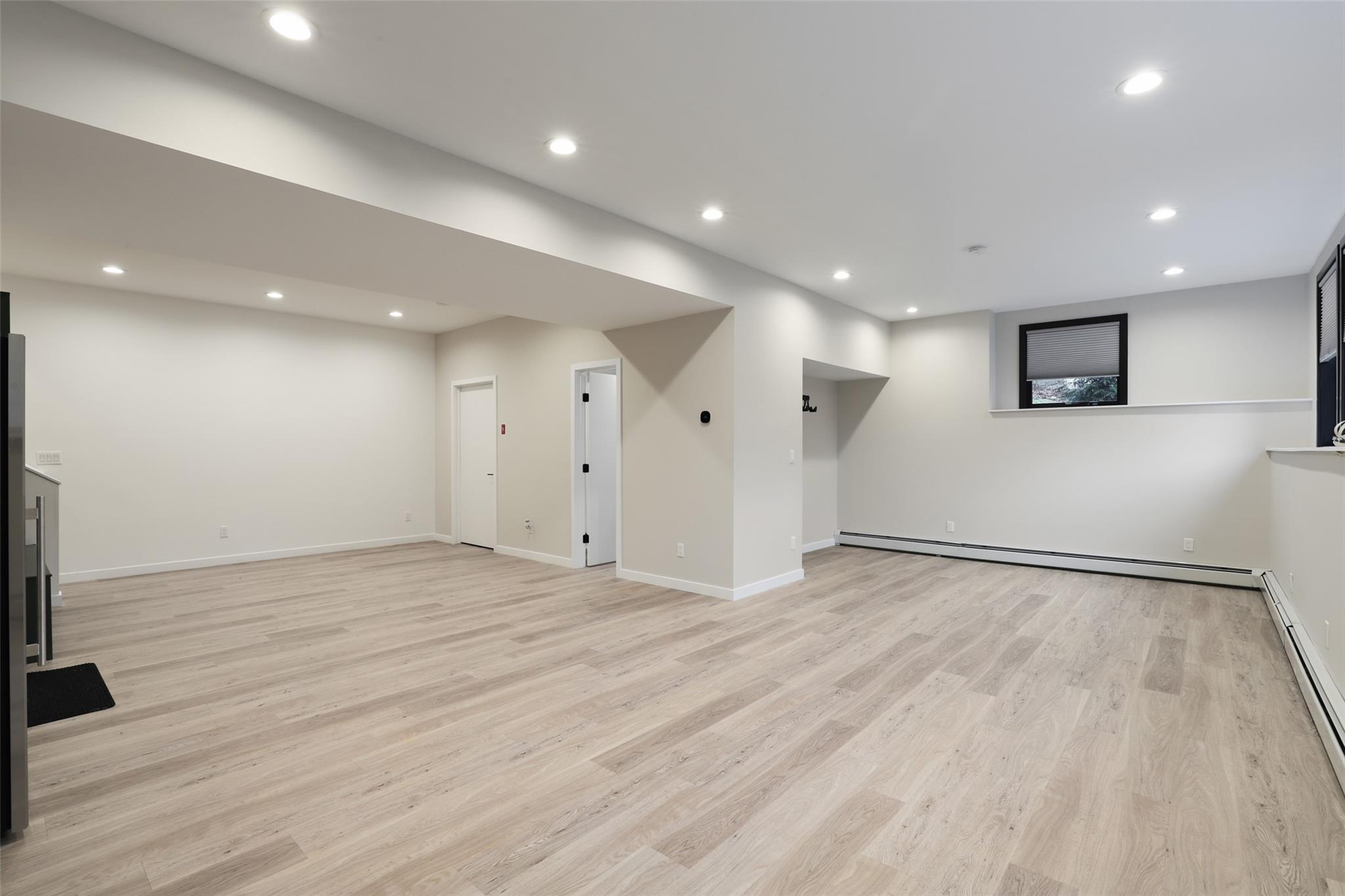 18 Hillside Avenue
