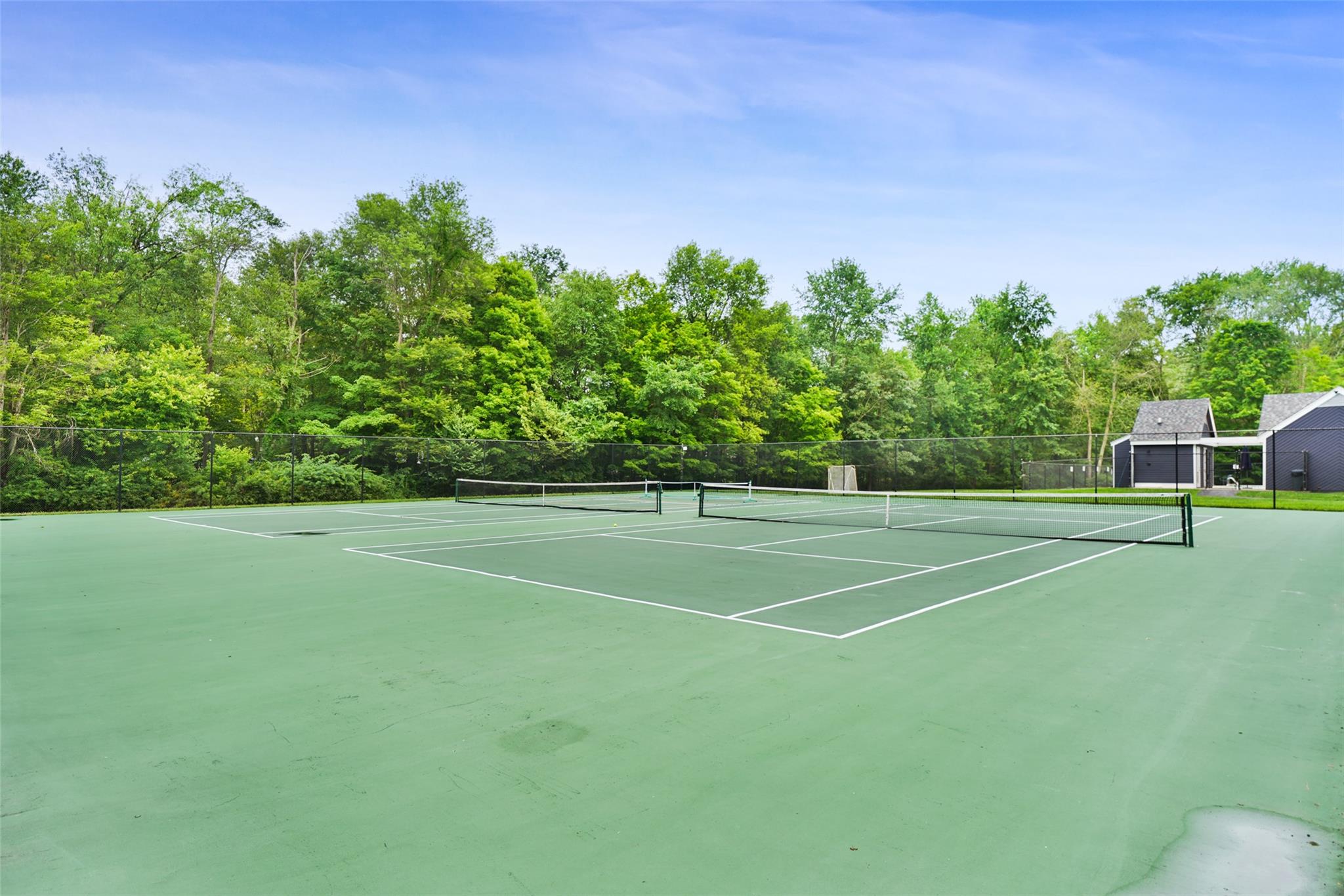 3 Woolen Court
