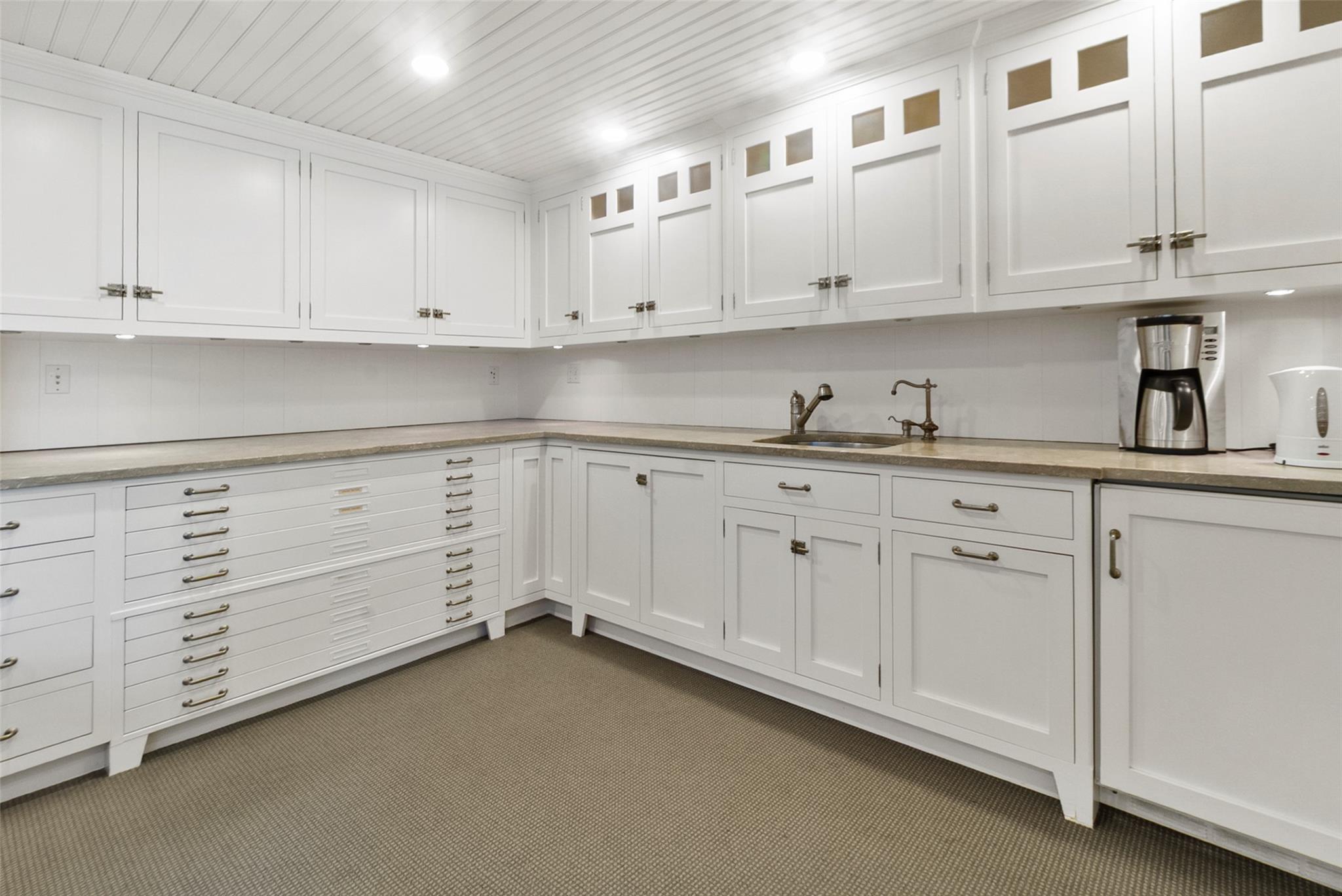 35 Adams Street Unit: 35