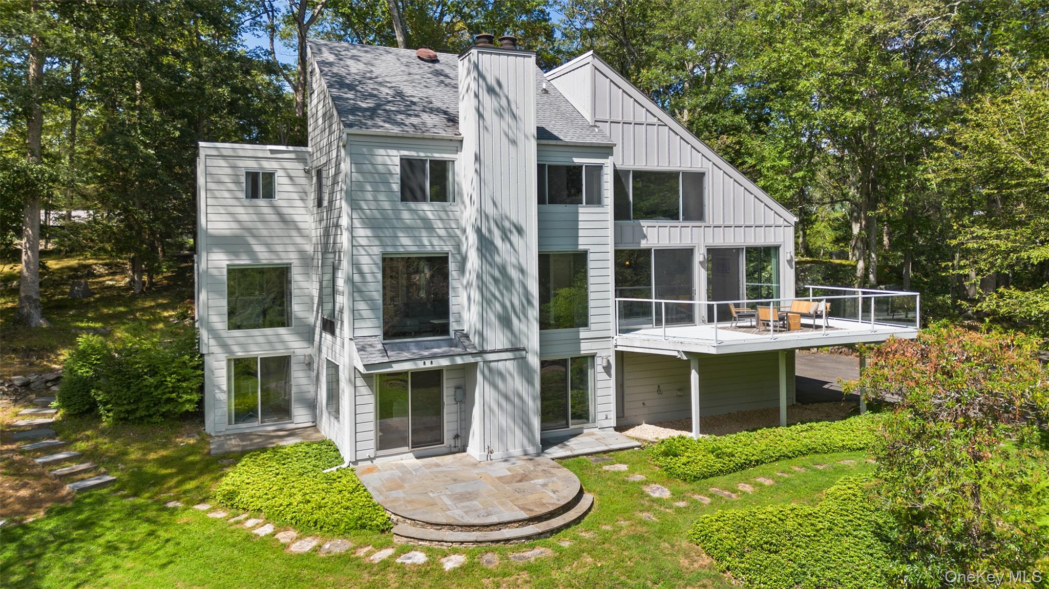 12 Hemlock Hill Road
