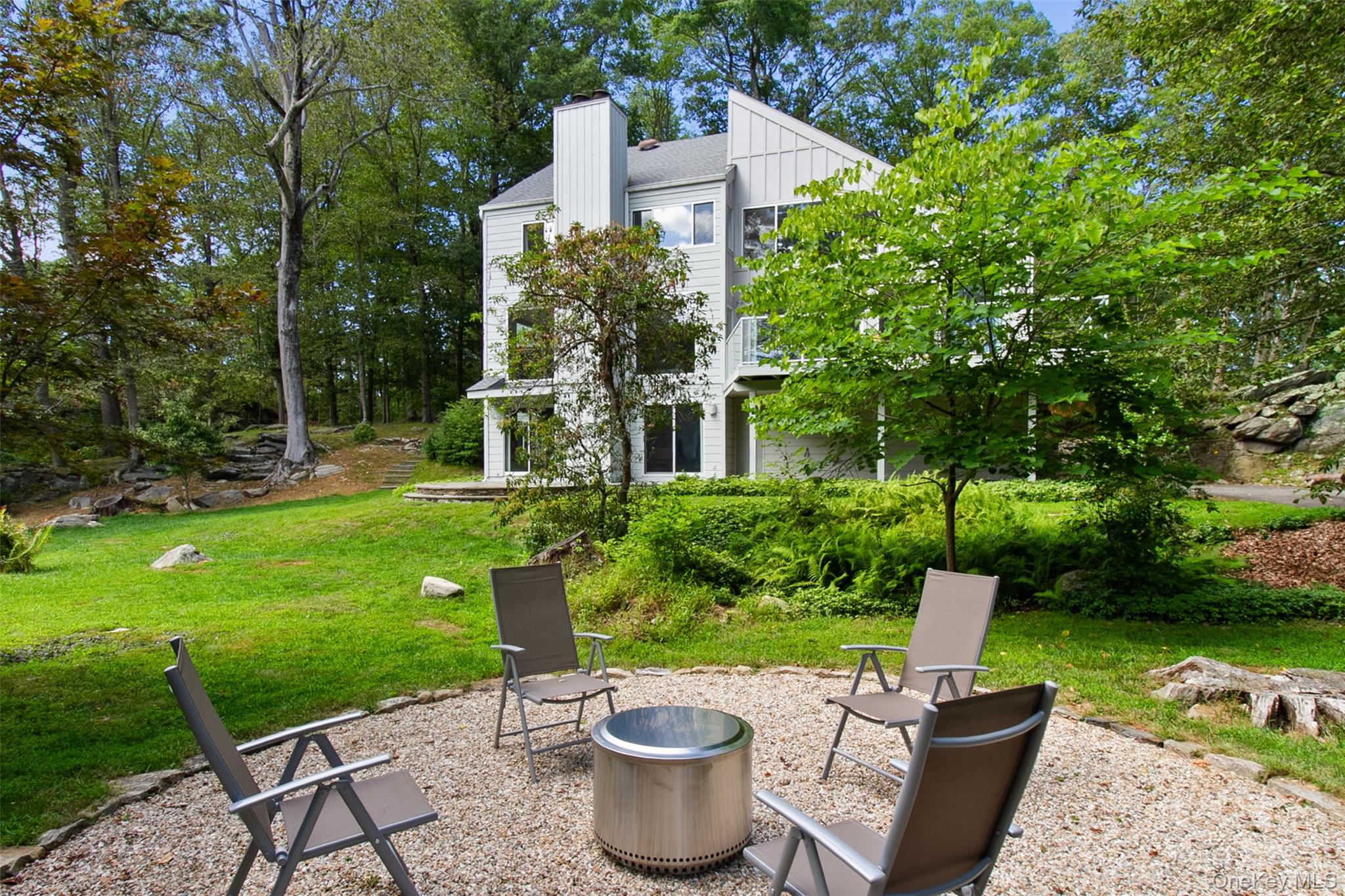 12 Hemlock Hill Road