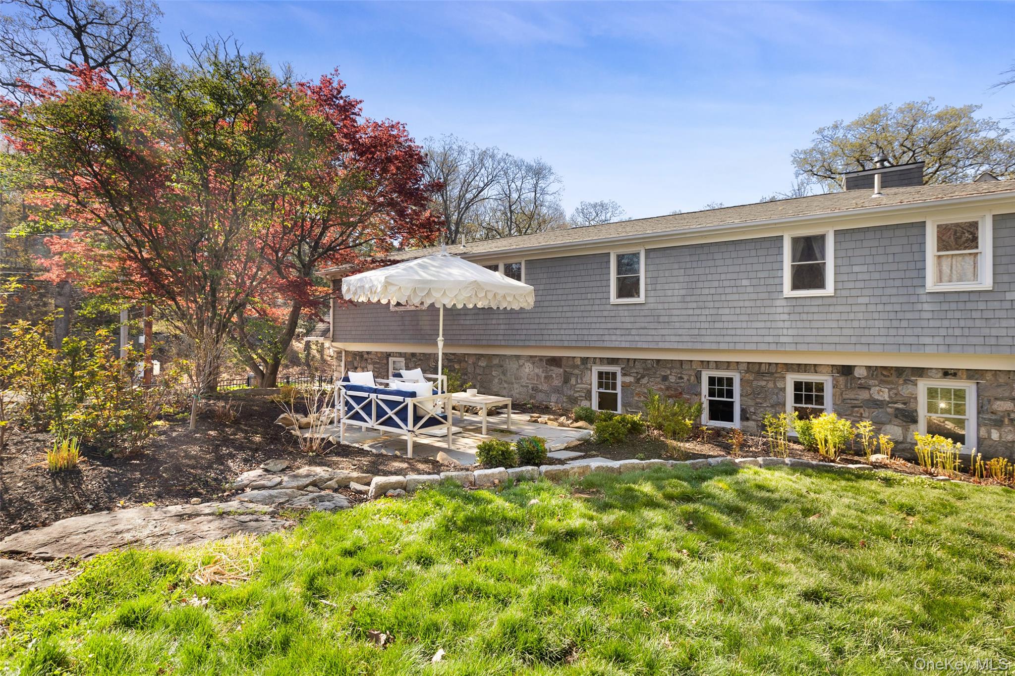 351 W Lake Boulevard