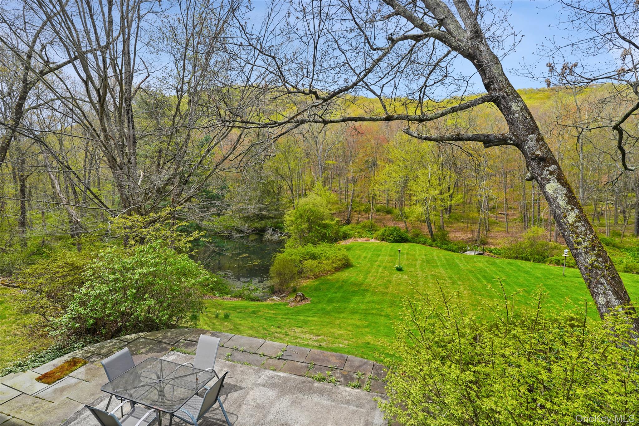 112 Parkview Road N