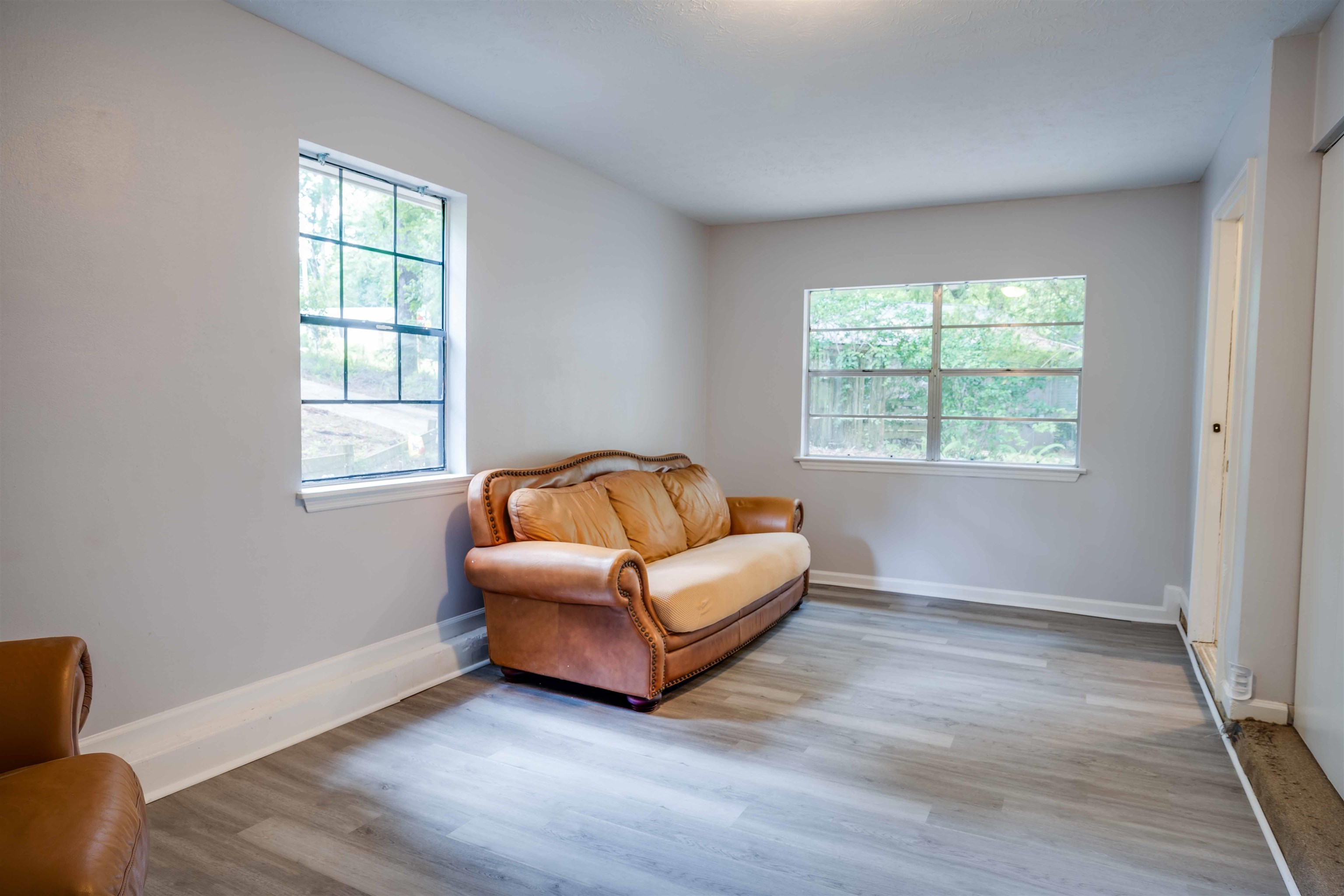 2404 Ionic Court
