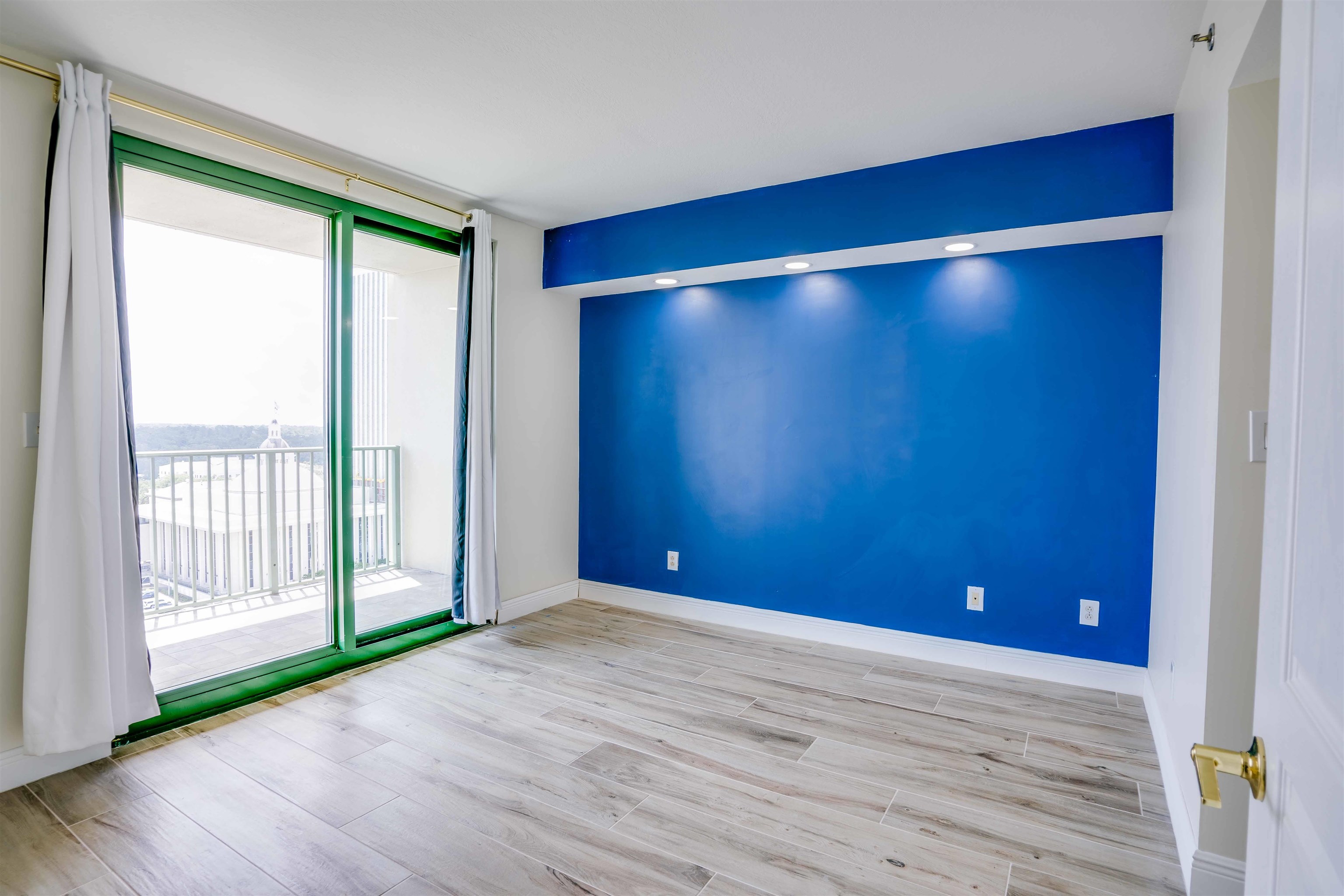 300 S Duval Street Unit: 2004