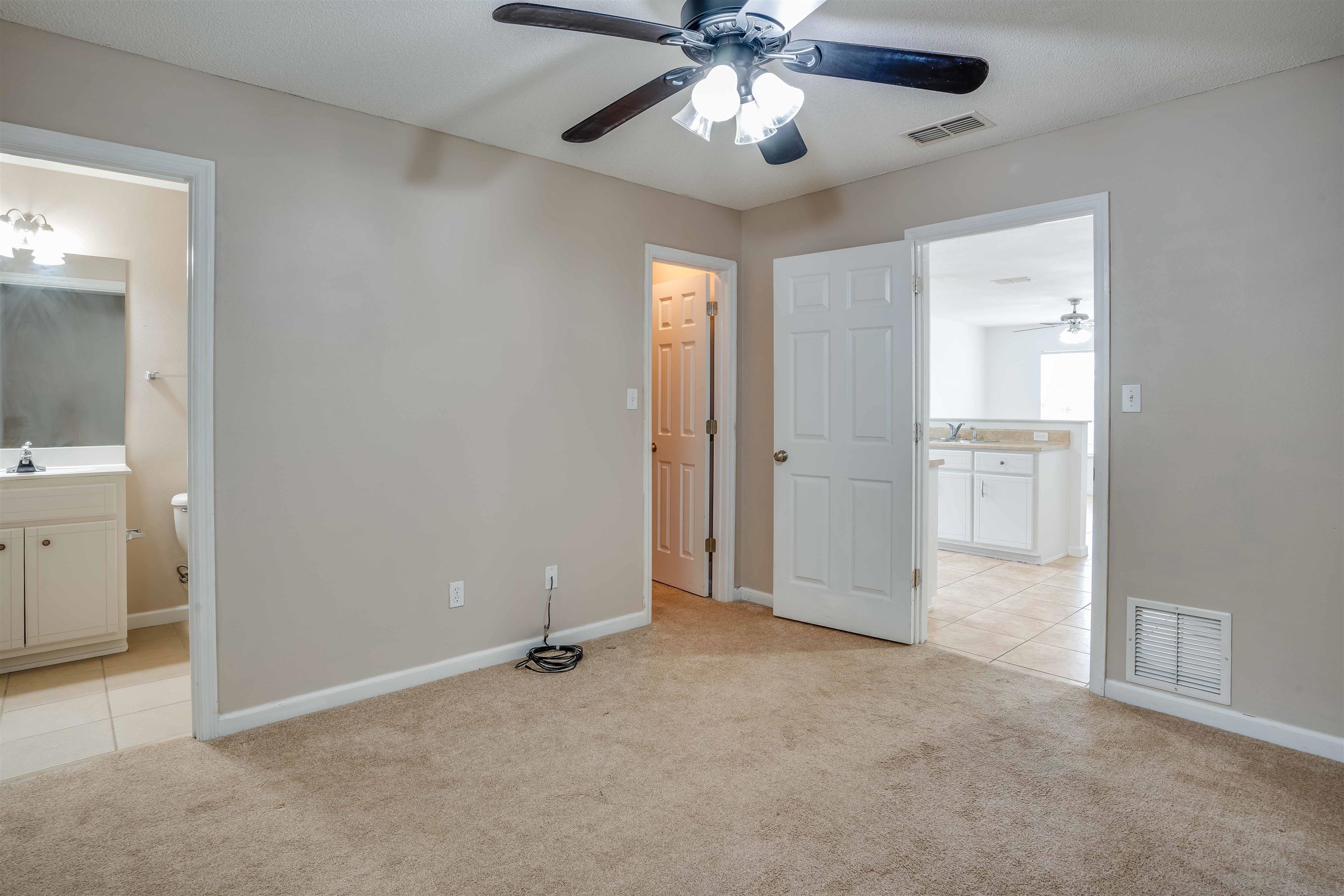 1640 Corey Wood Circle