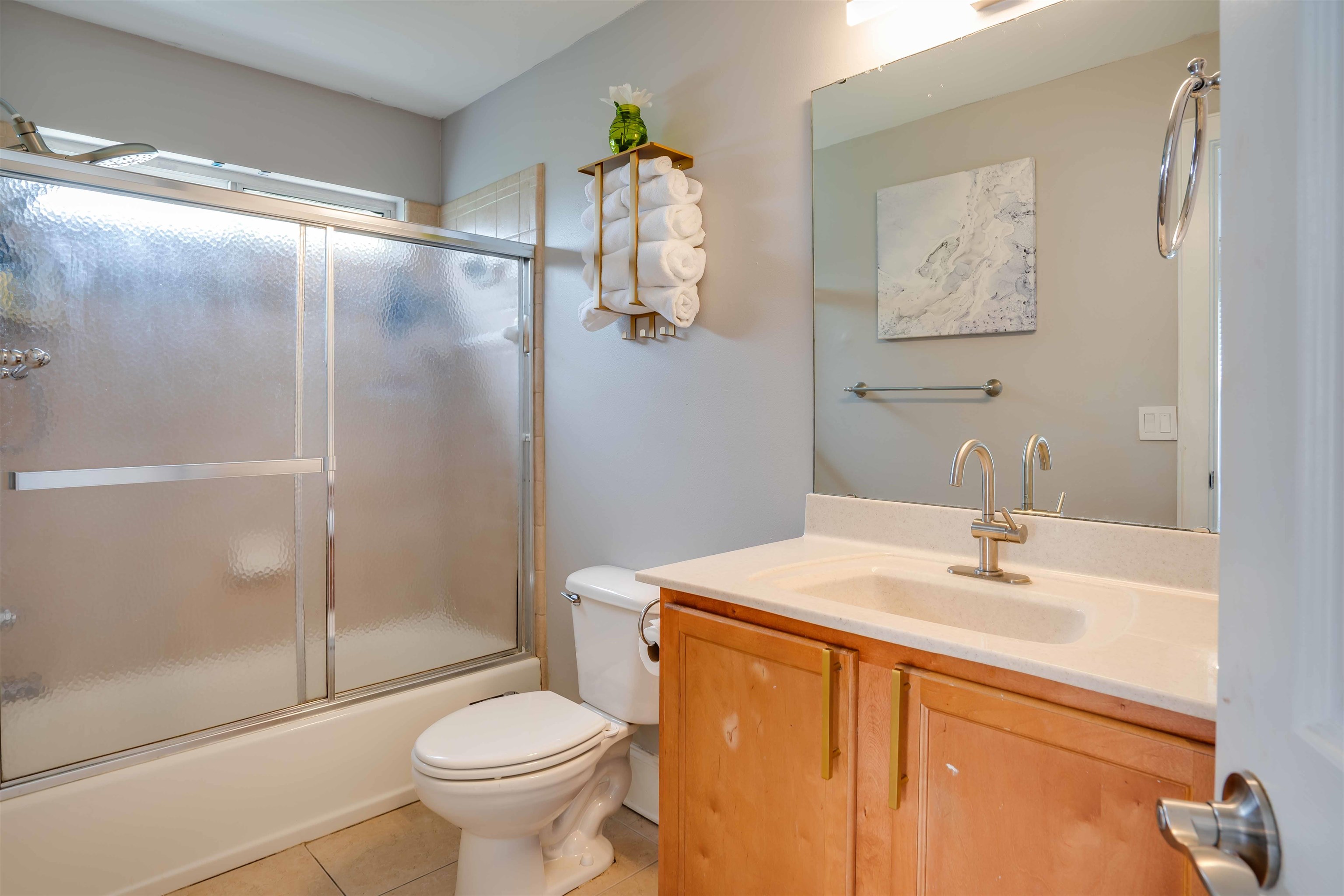 423 All Saints Street Unit: 3