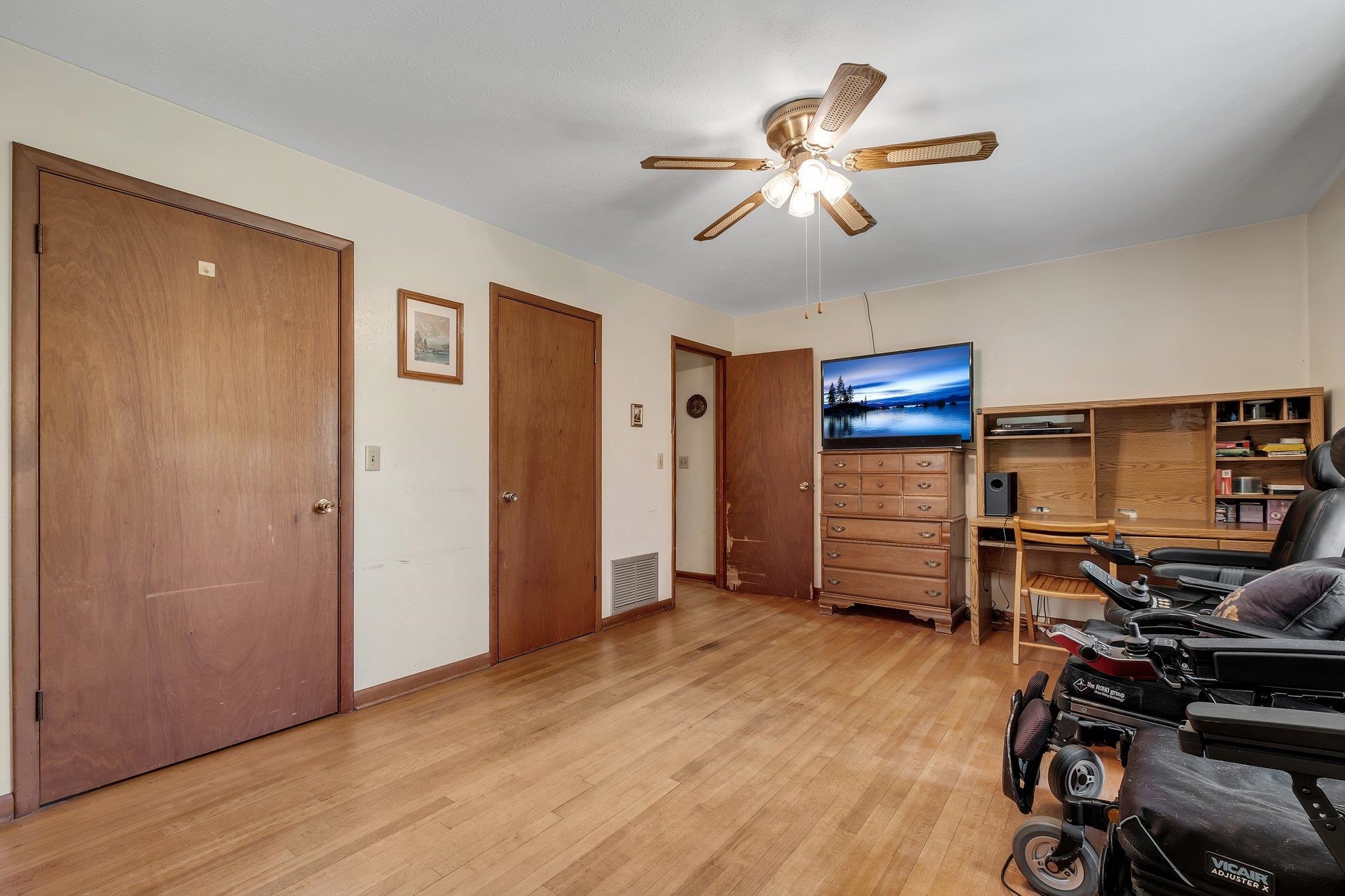 5121 Buck Lake Road