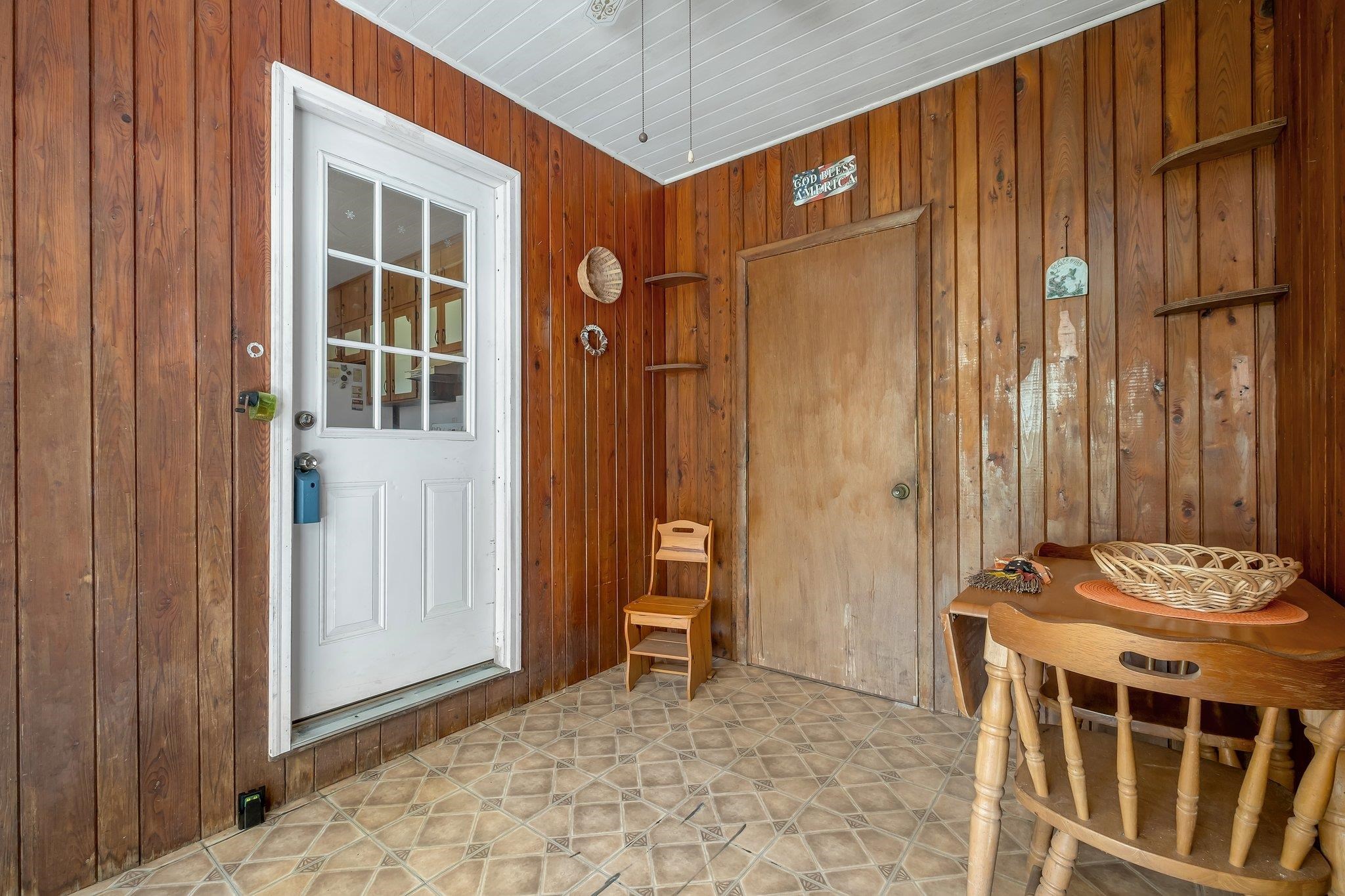 5121 Buck Lake Road