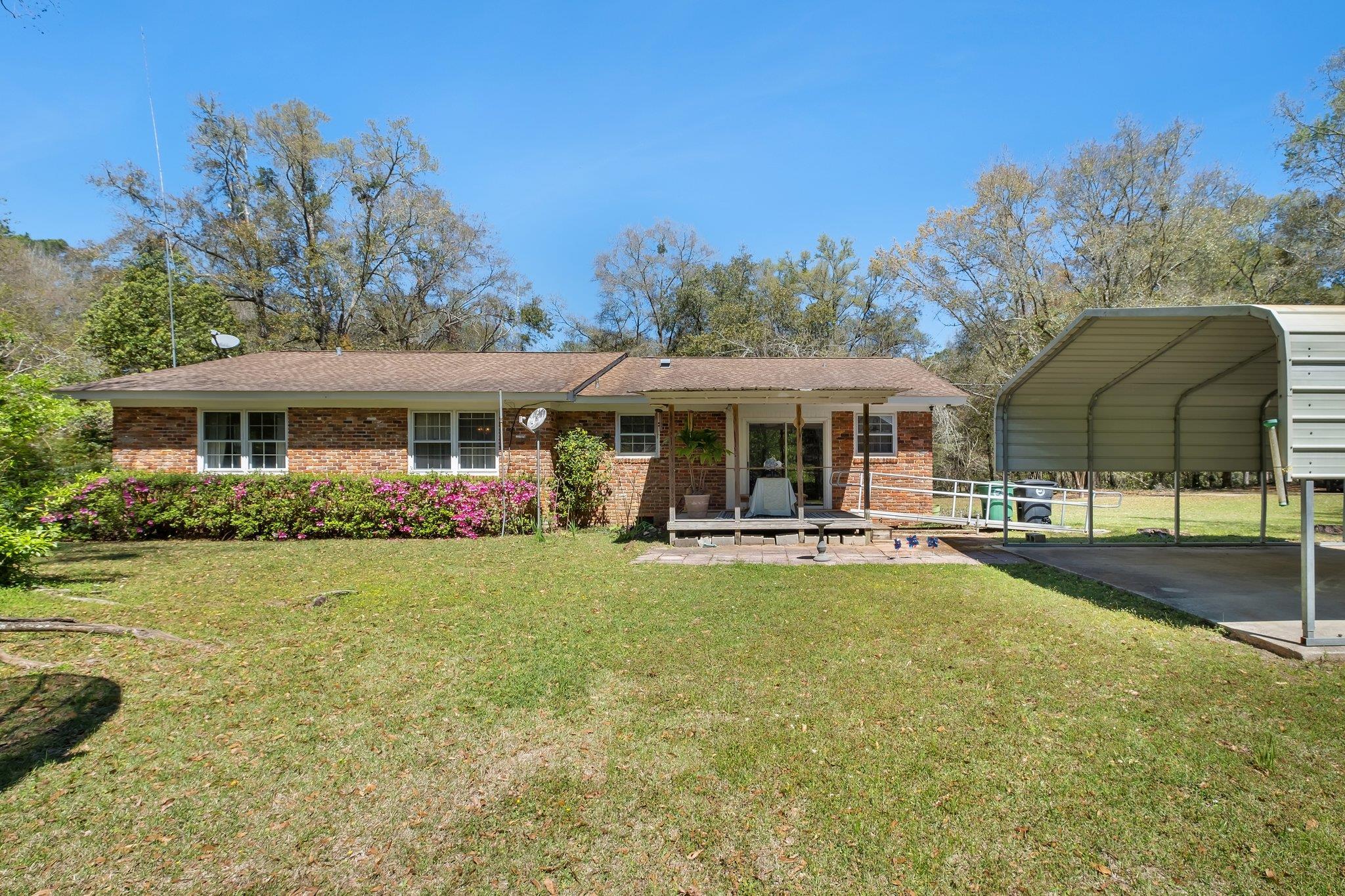 5121 Buck Lake Road
