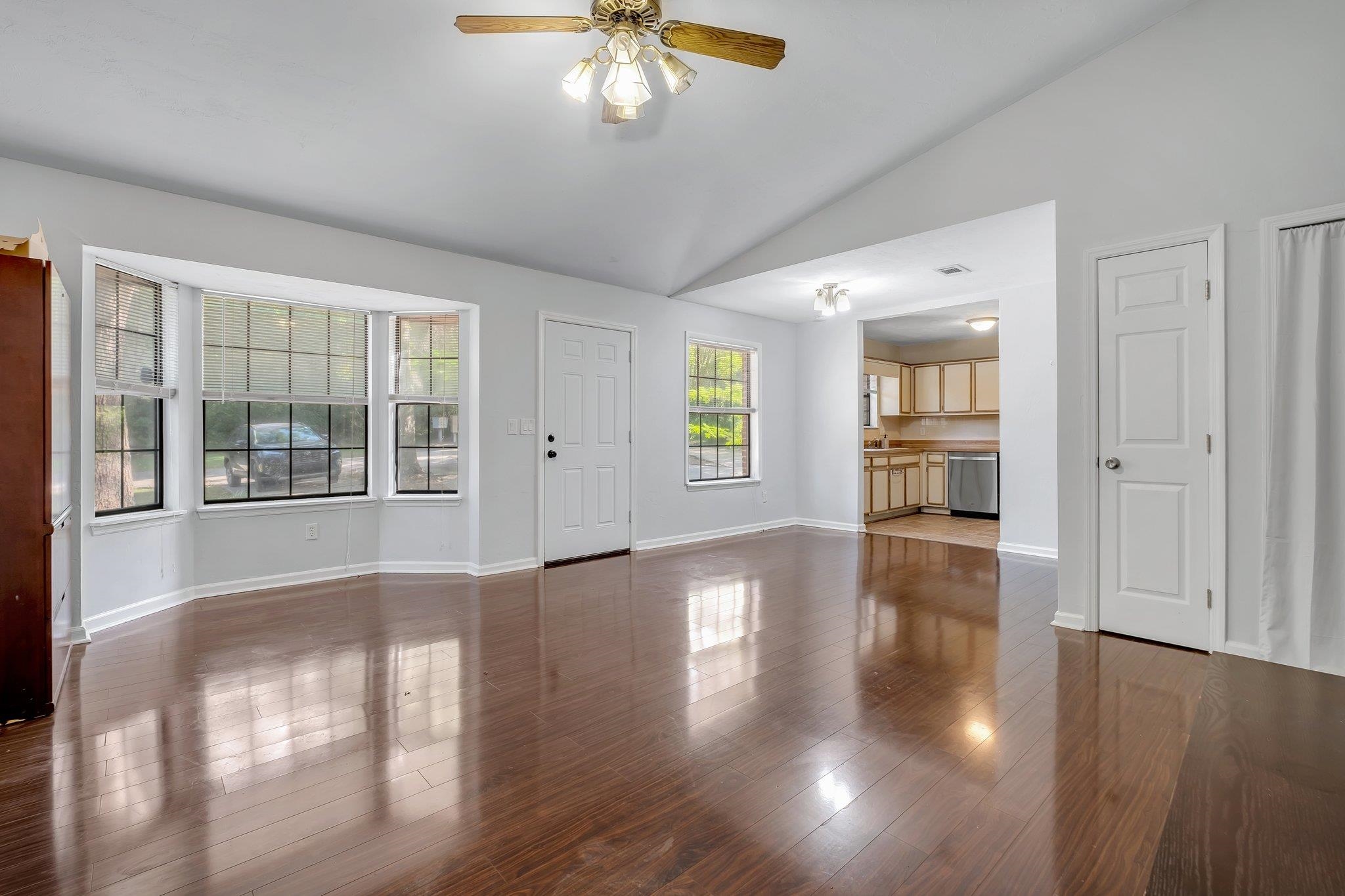 1541 San Luis Road