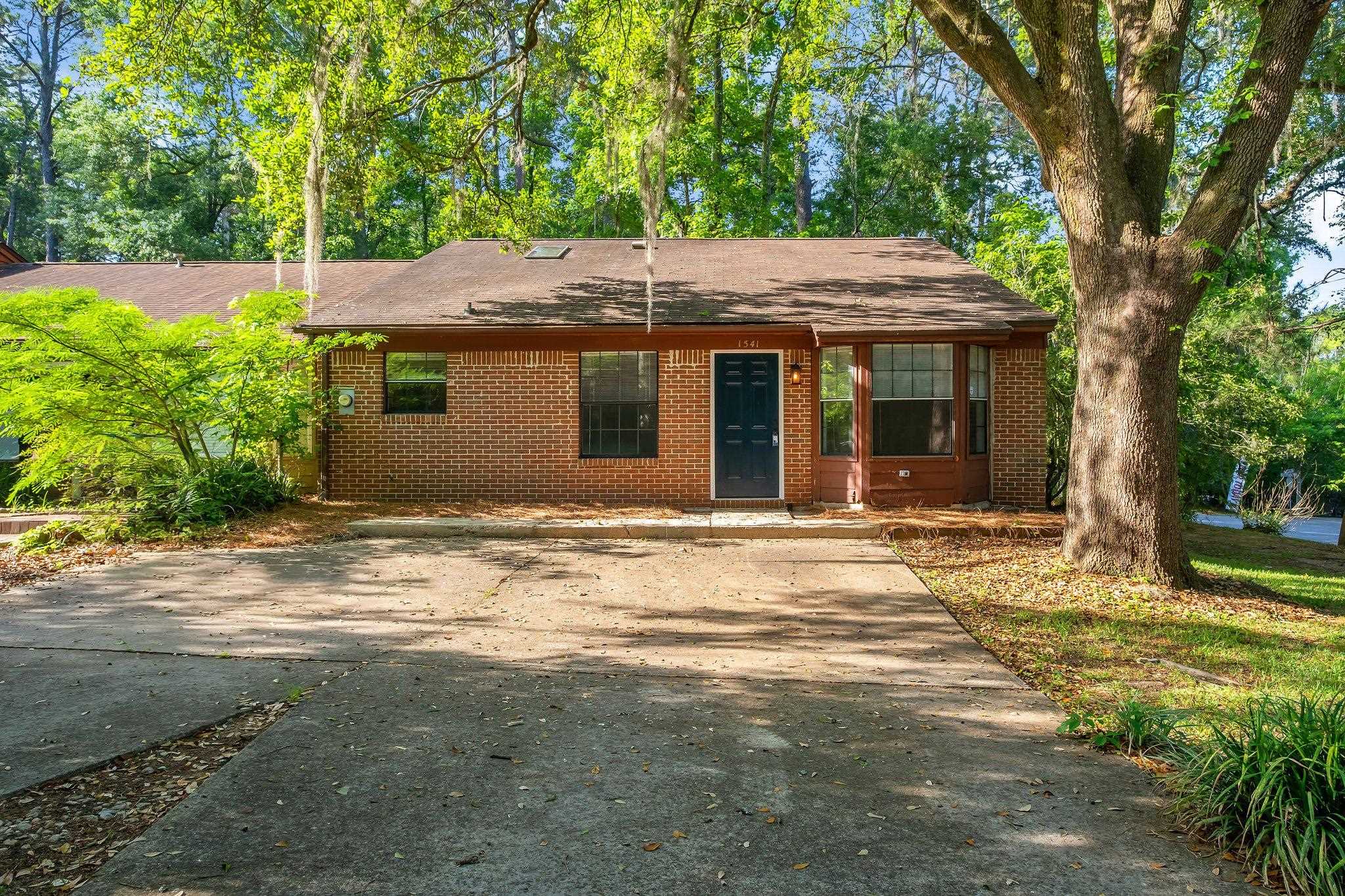 1541 San Luis Road