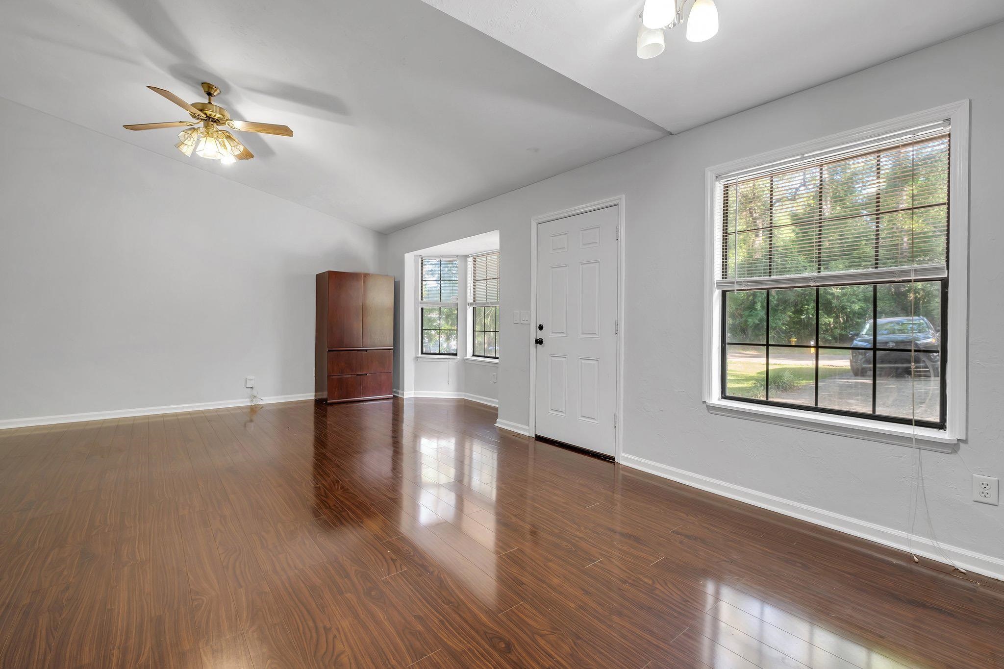 1541 San Luis Road