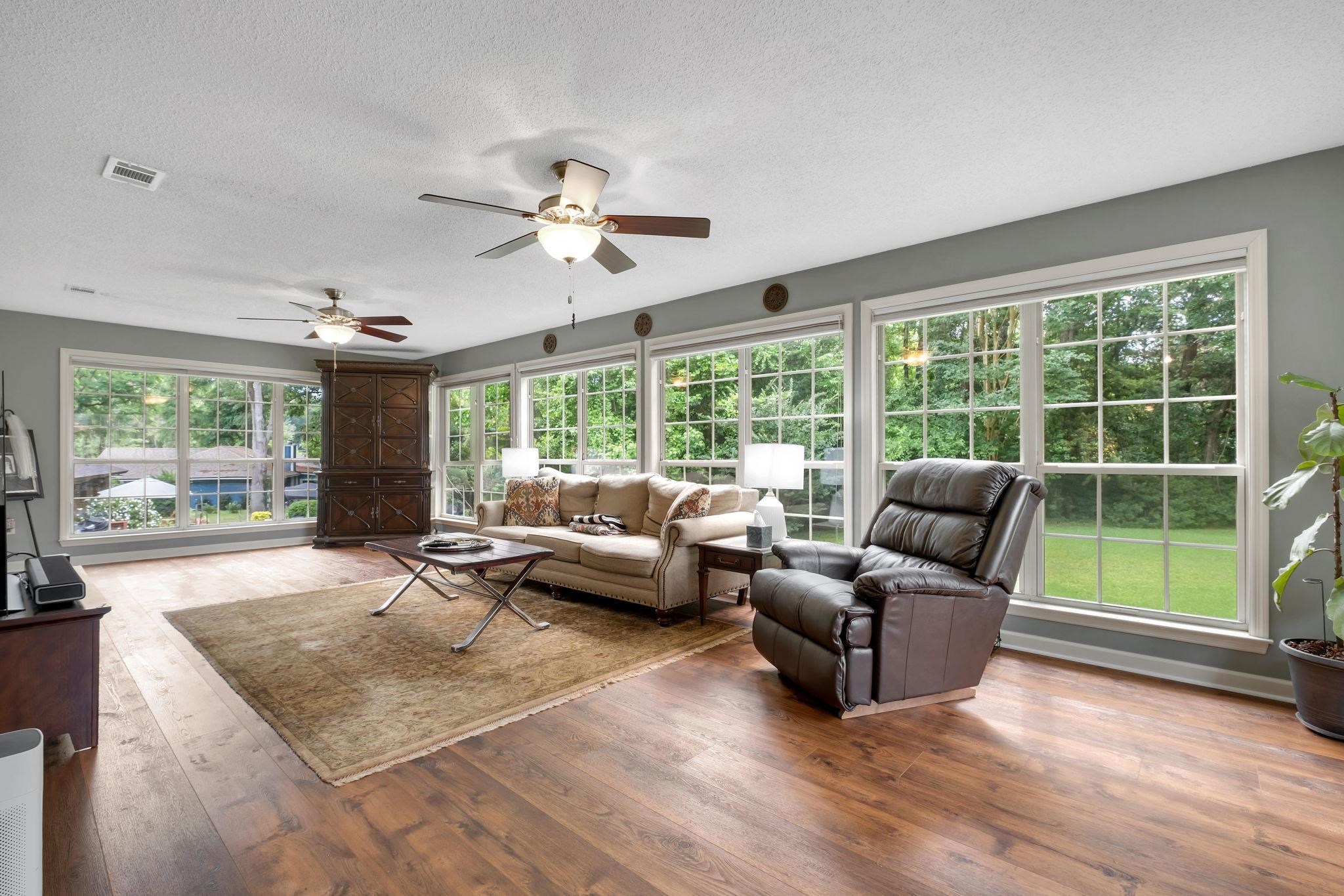 5313 Ben Brush Trail