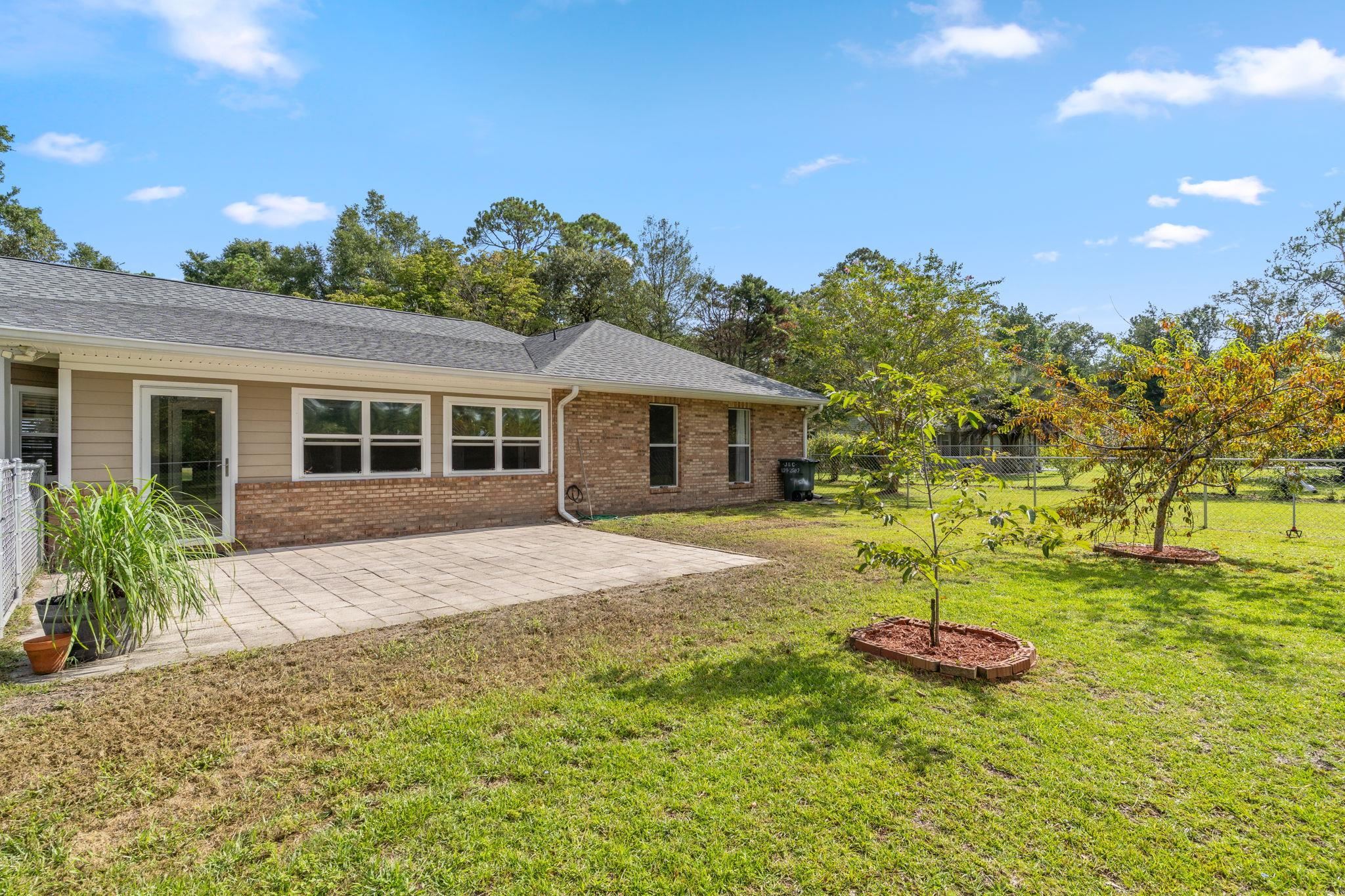 77 Edgewood Drive