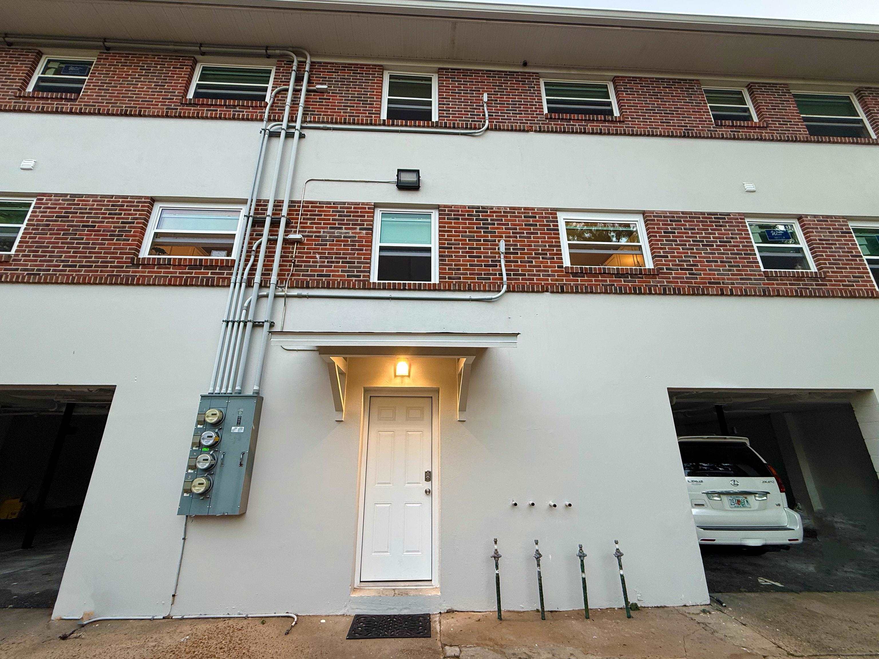 606 E Park Avenue Unit: 3