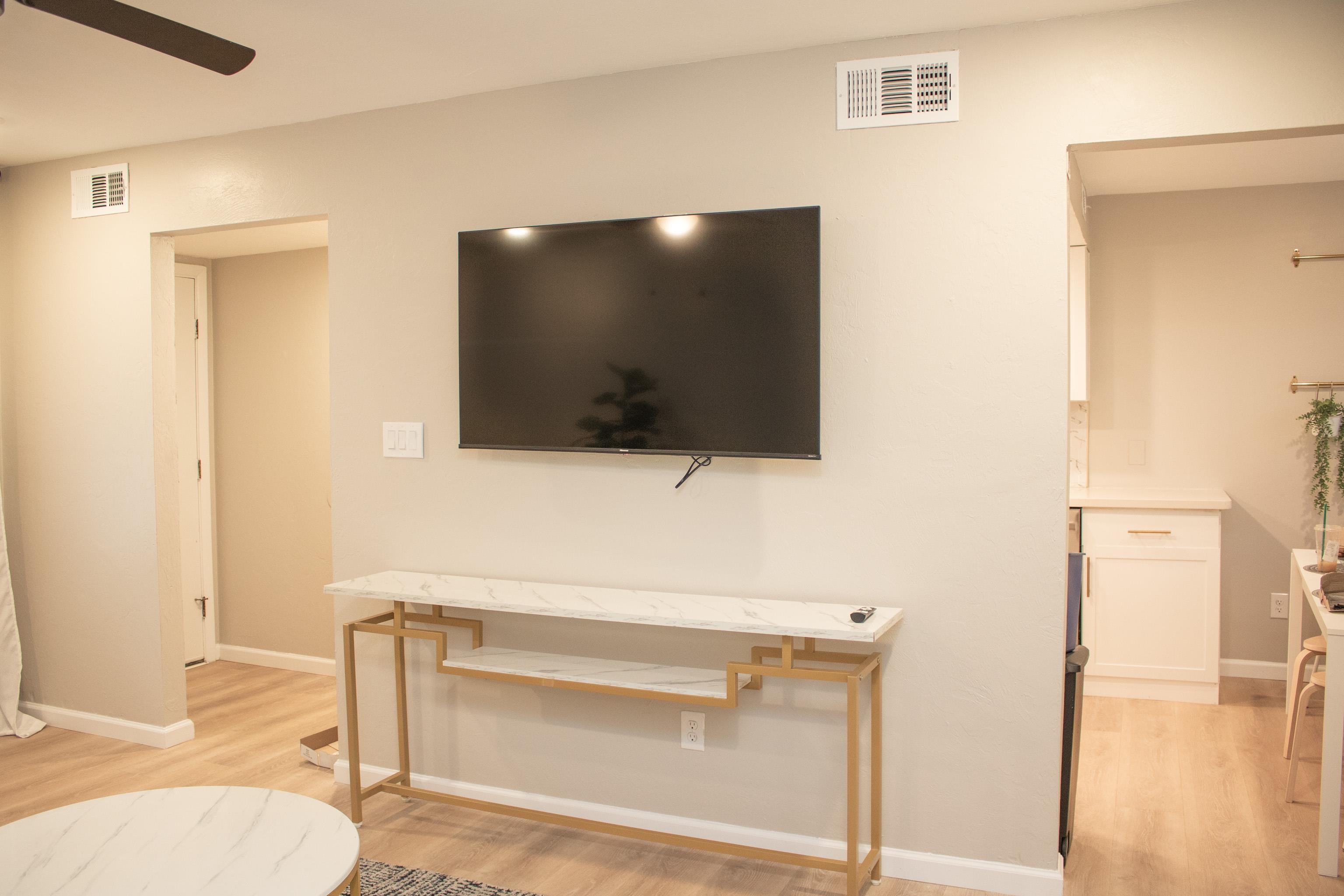 114 Oak Street Unit: 1