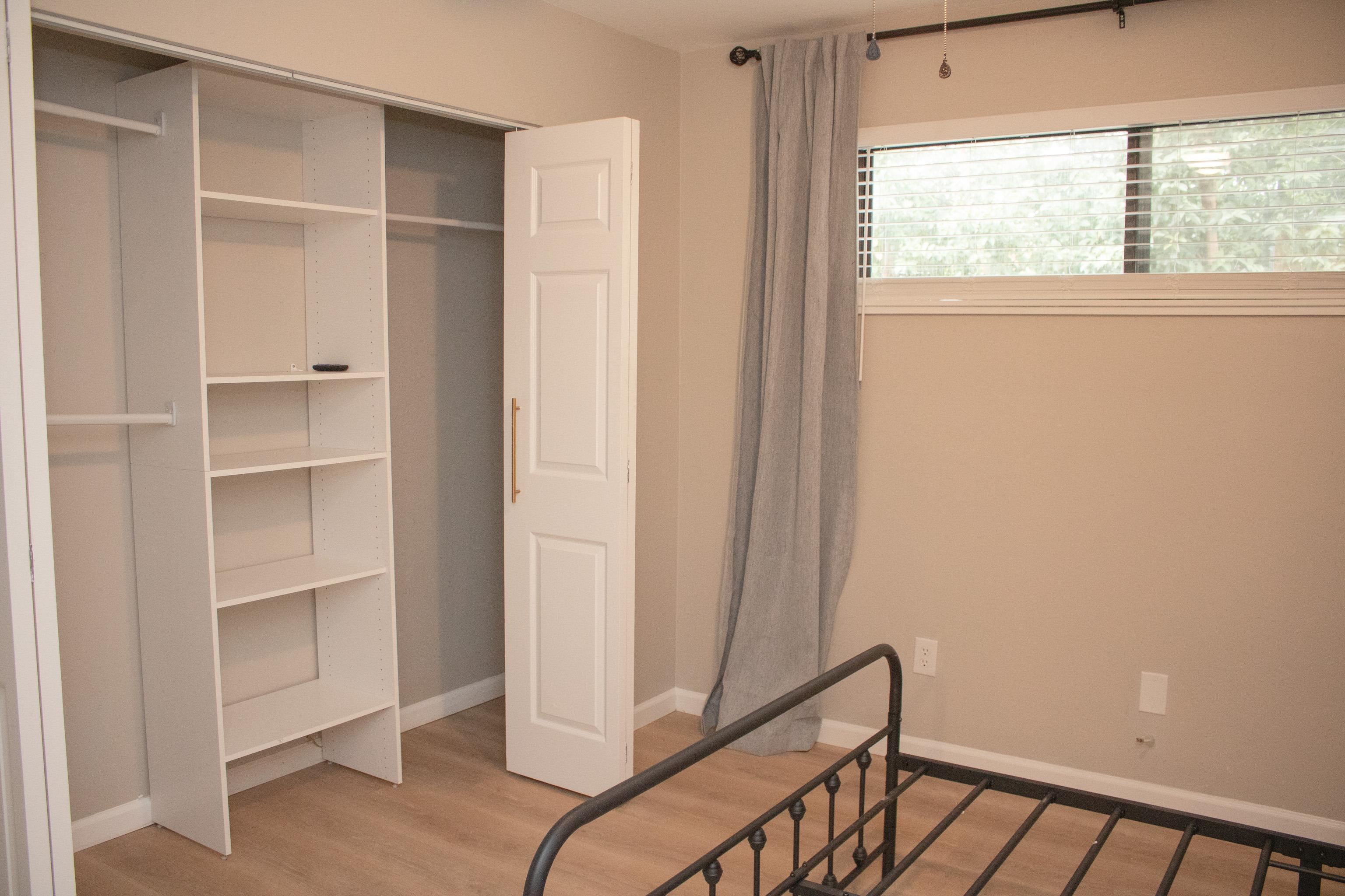 114 Oak Street Unit: 1