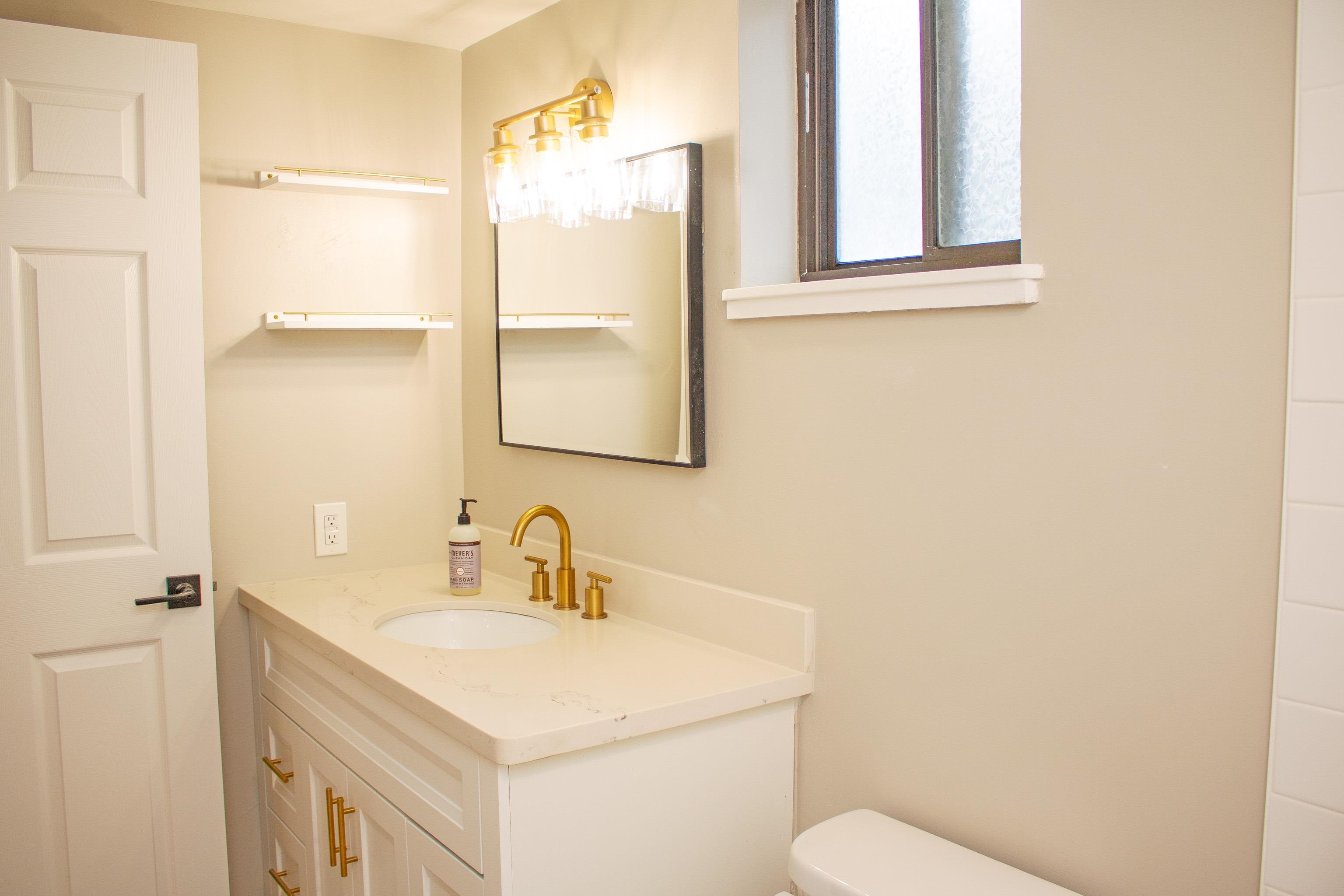 114 Oak Street Unit: 1