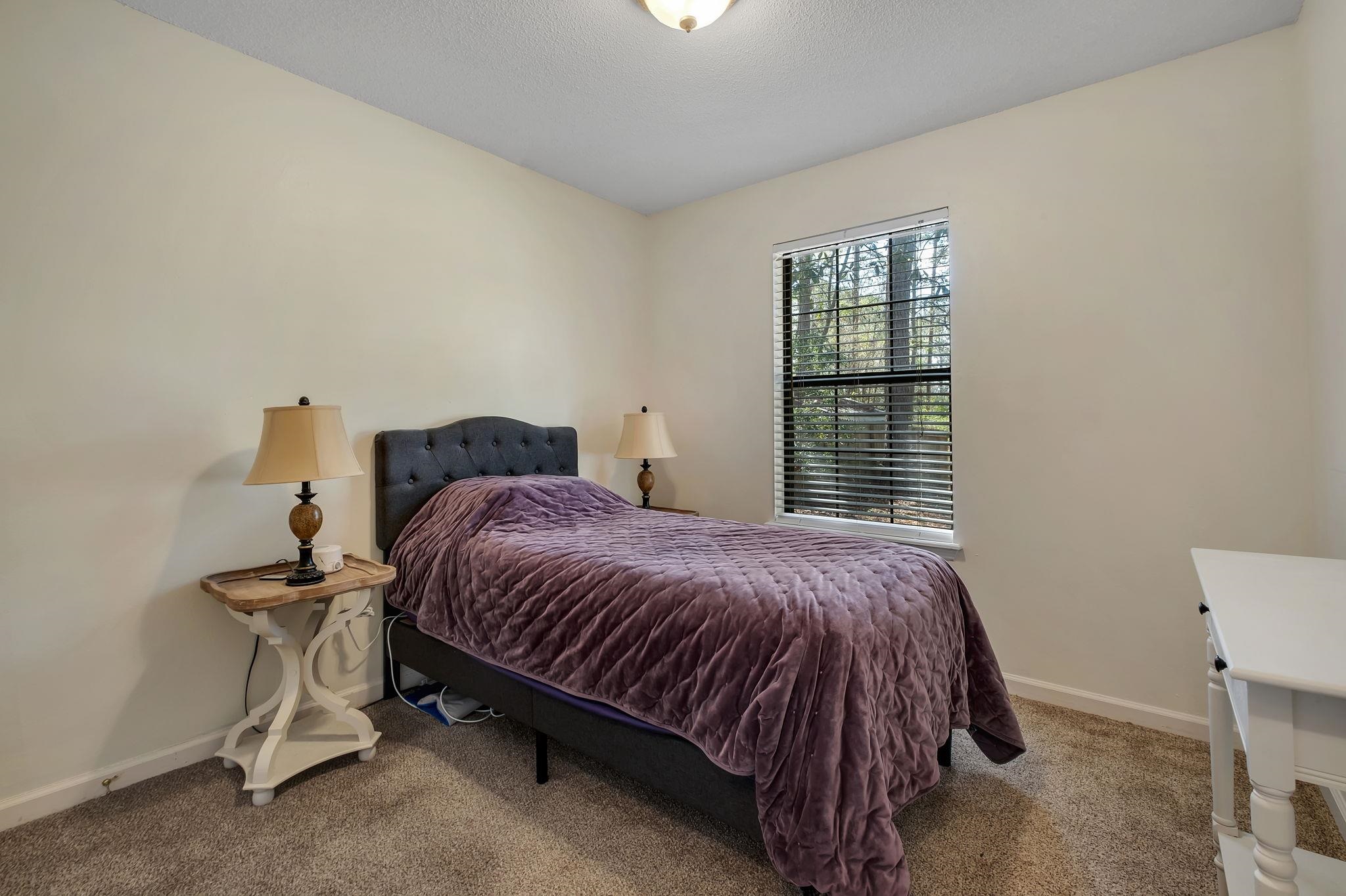 8204 Chickasaw Trail