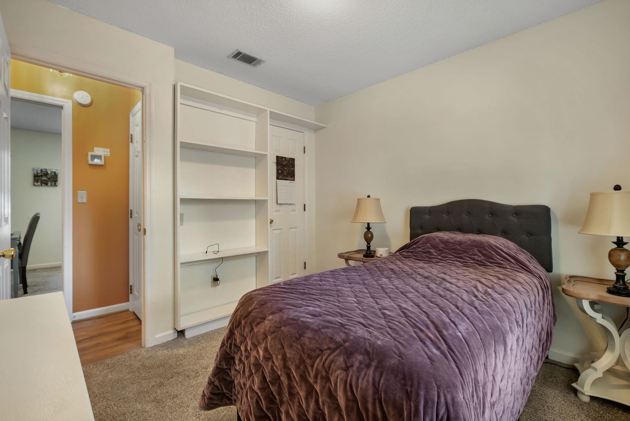 8204 Chickasaw Trail