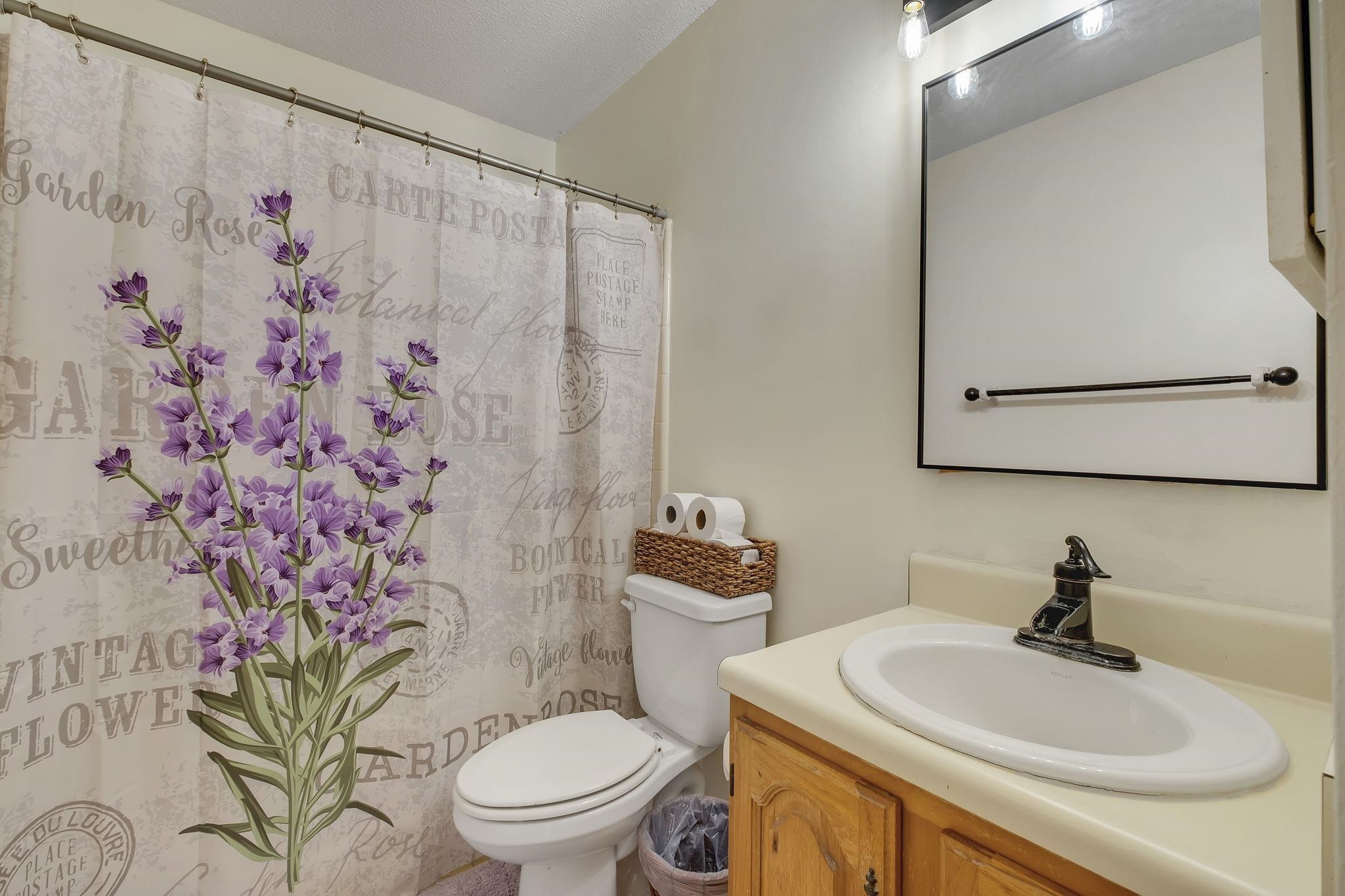 8204 Chickasaw Trail