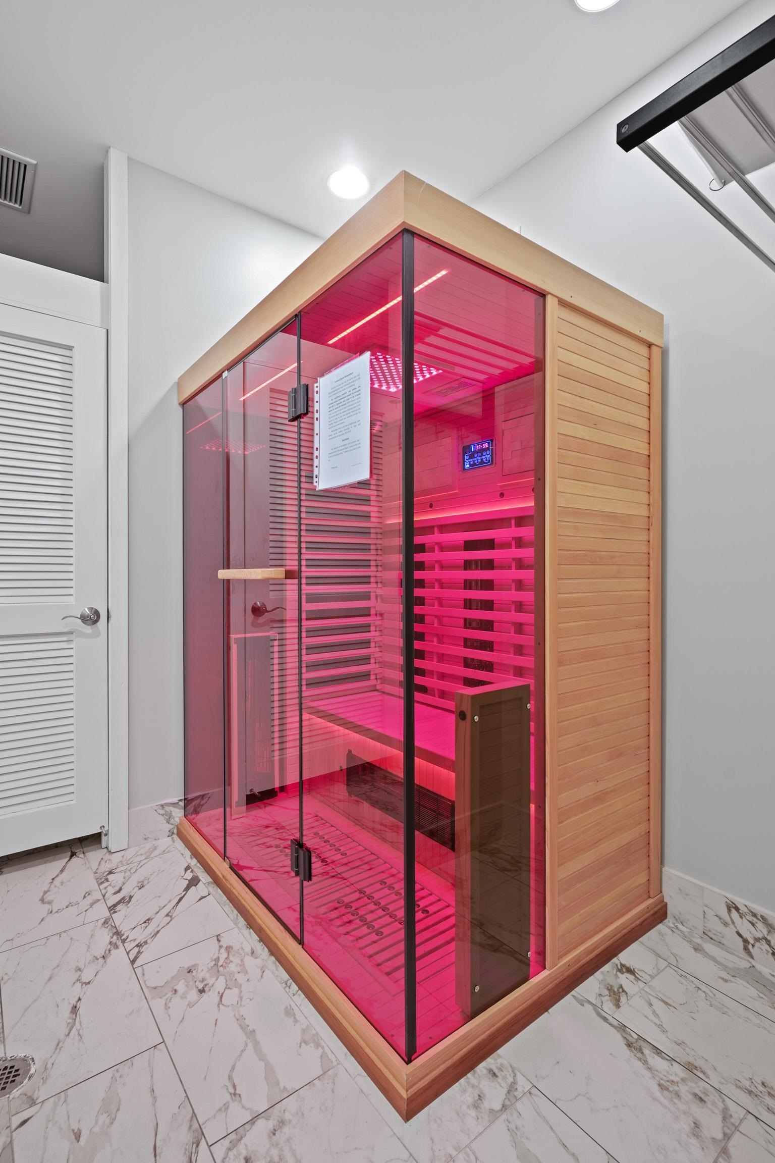 121 N Monroe Street Unit: 1107