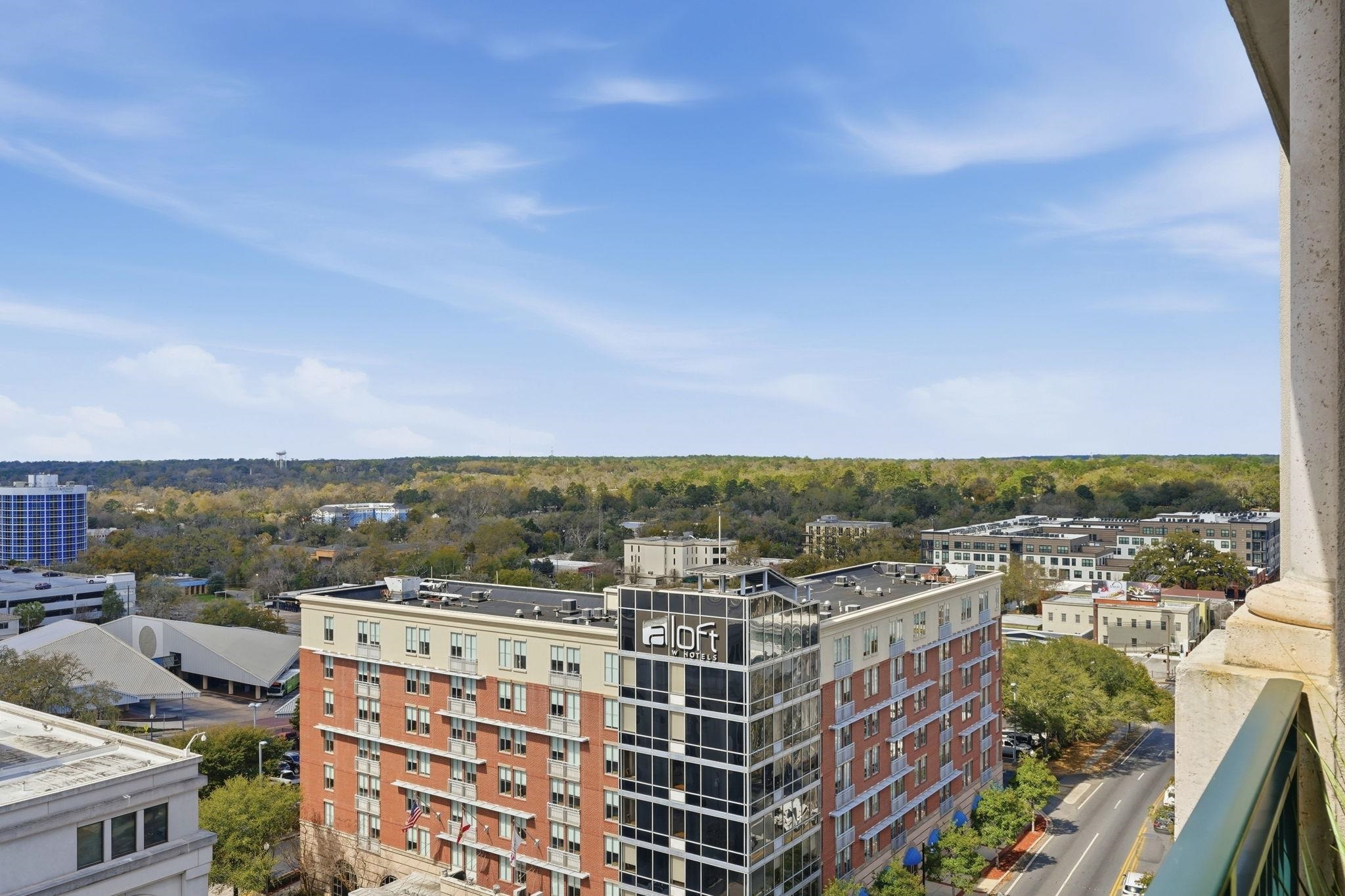 121 N Monroe Street Unit: 1107