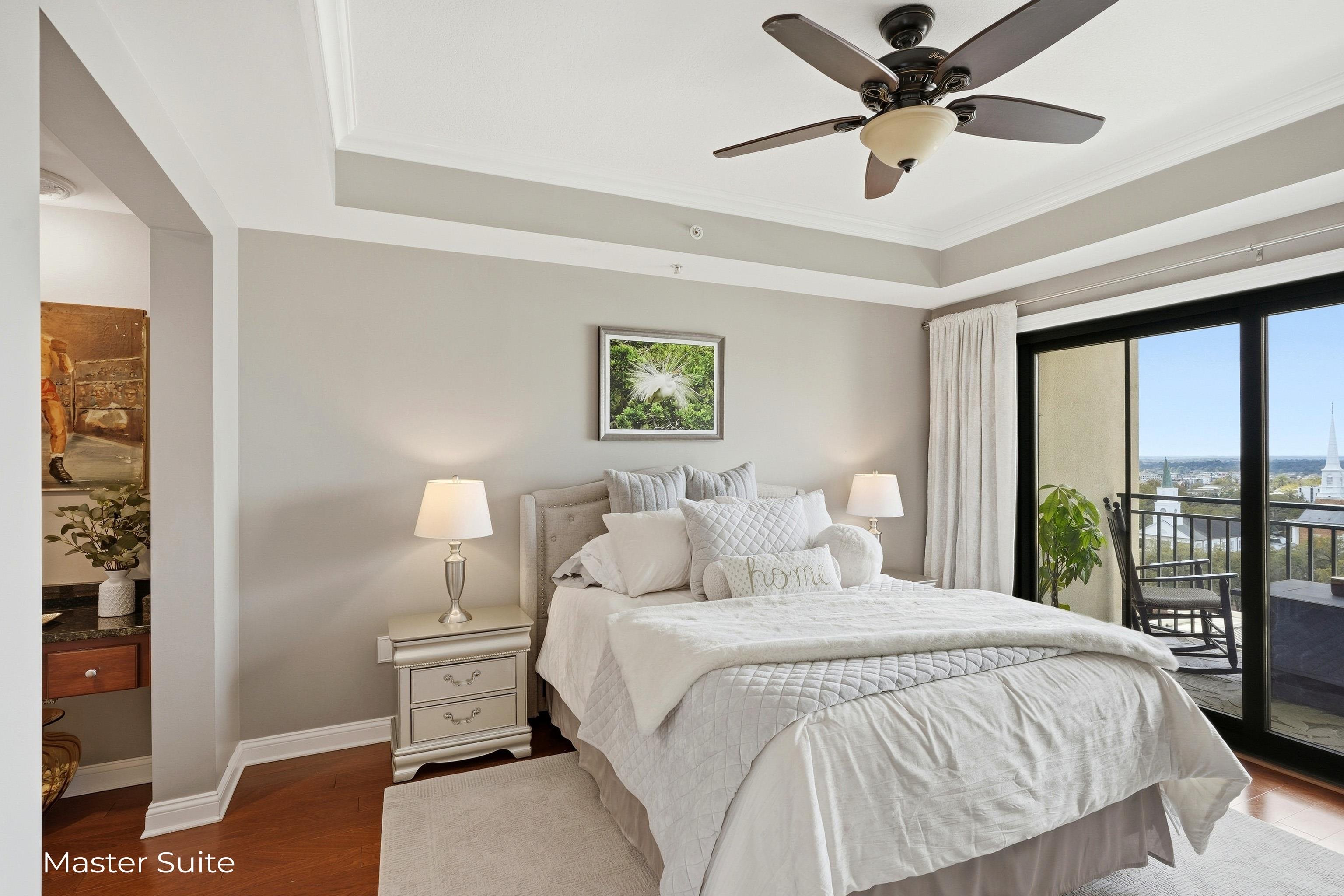 121 N Monroe Street Unit: 1107