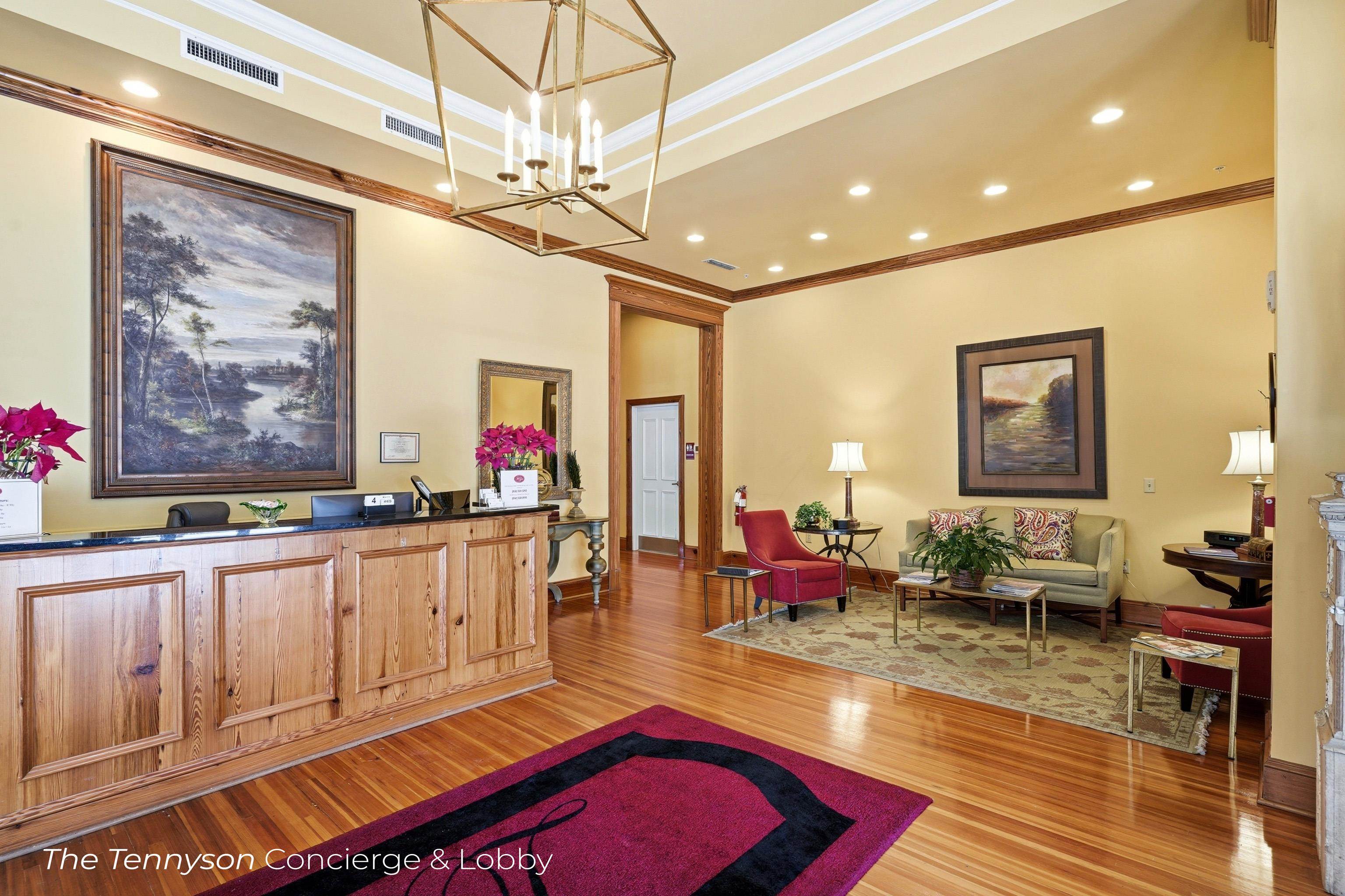 121 N Monroe Street Unit: 1107