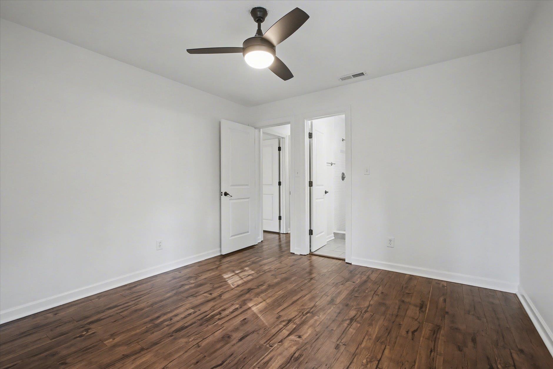 1913 Hideaway Court