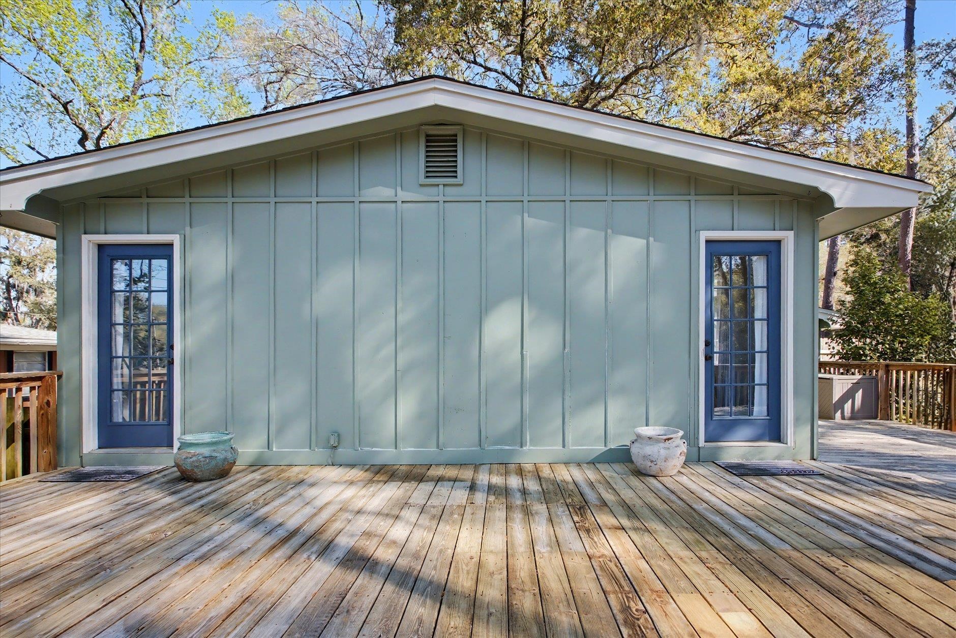 1913 Hideaway Court