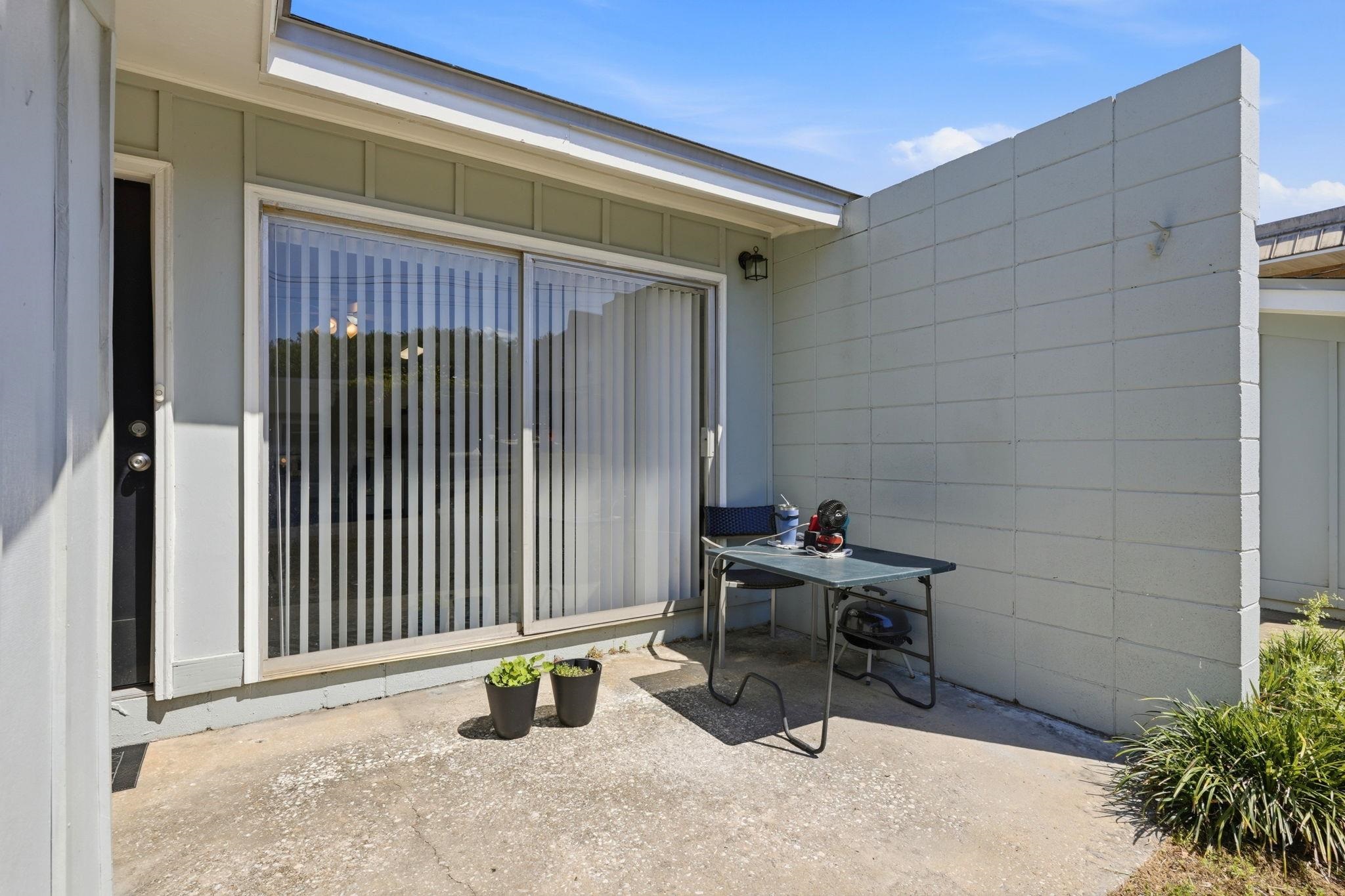 416 Belmont Road Unit: 1-4