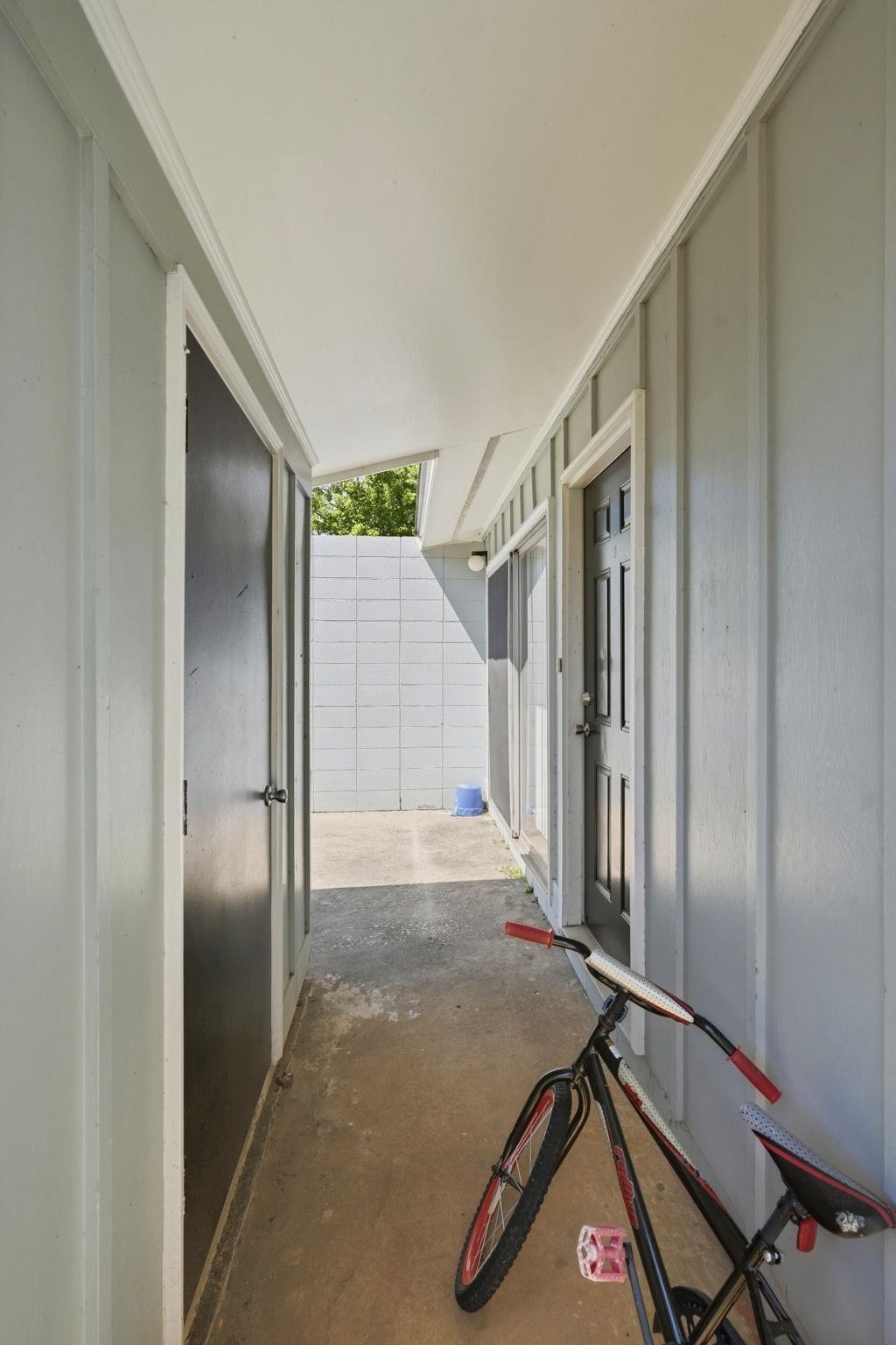 416 Belmont Road Unit: 1-4