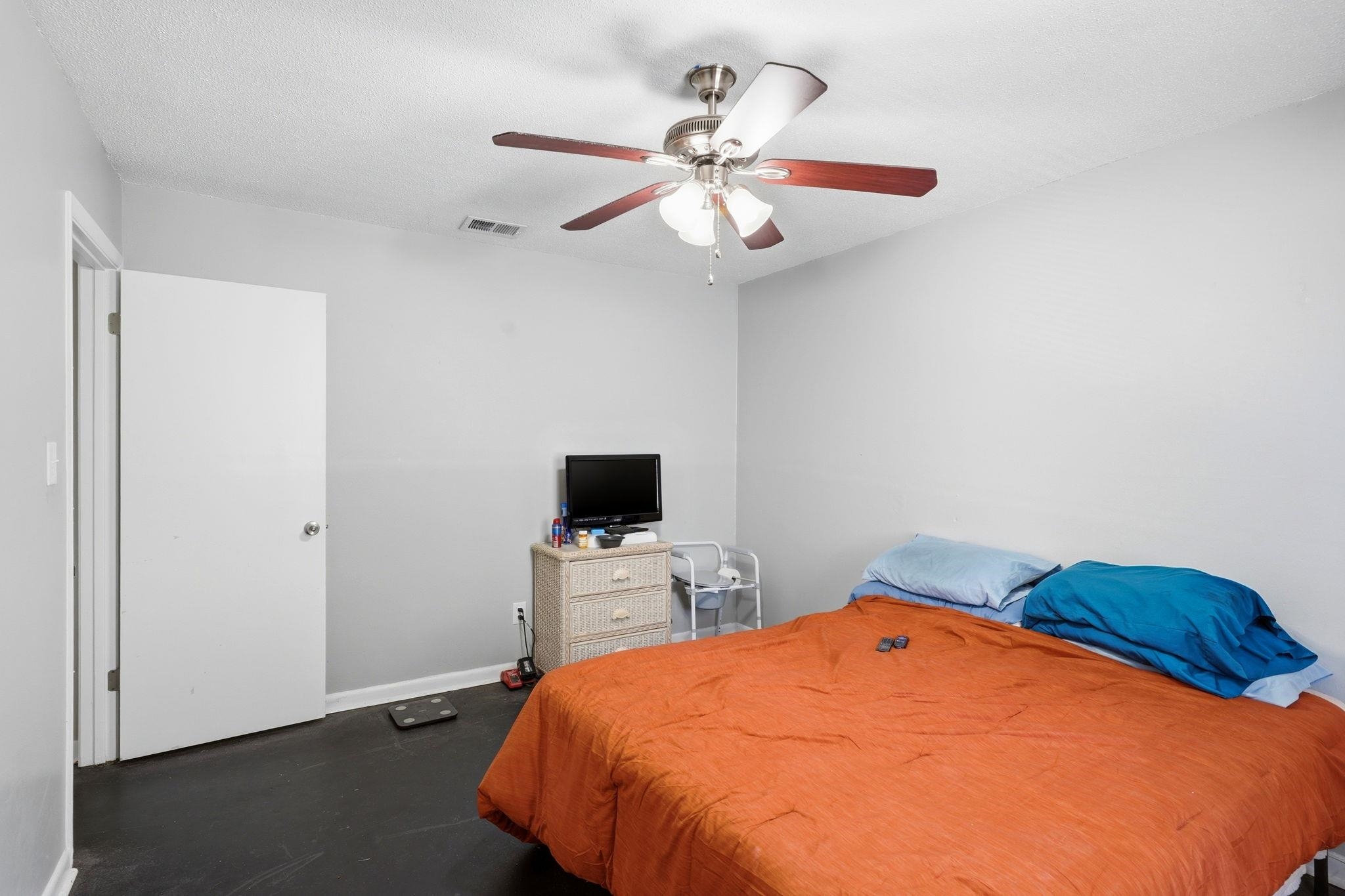 416 Belmont Road Unit: 1-4