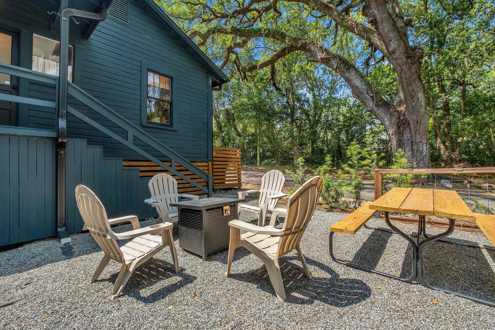 118 W 8th Avenue Unit: 1-7