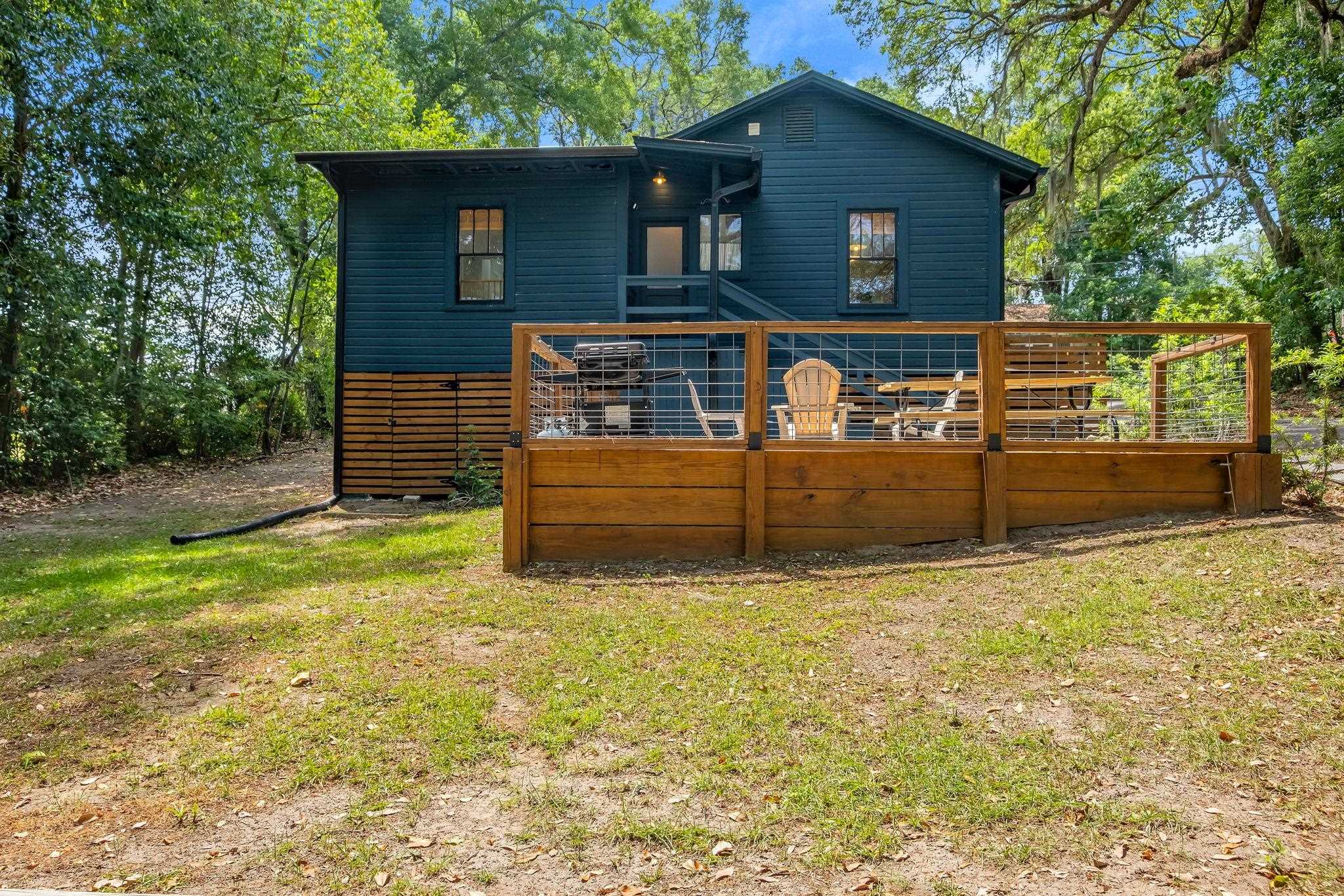 118 W 8th Avenue Unit: 1-7