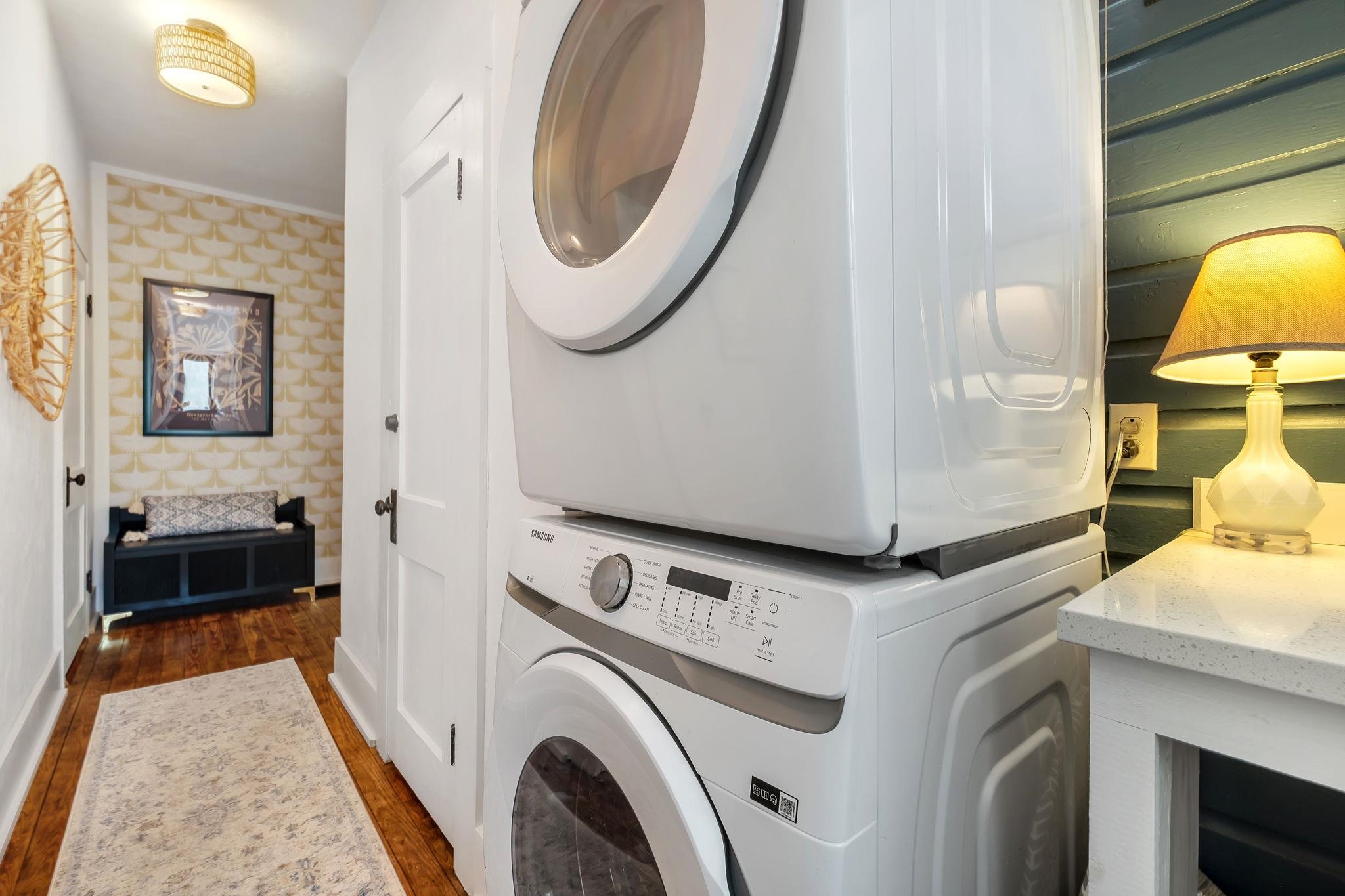 118 W 8th Avenue Unit: 1-7
