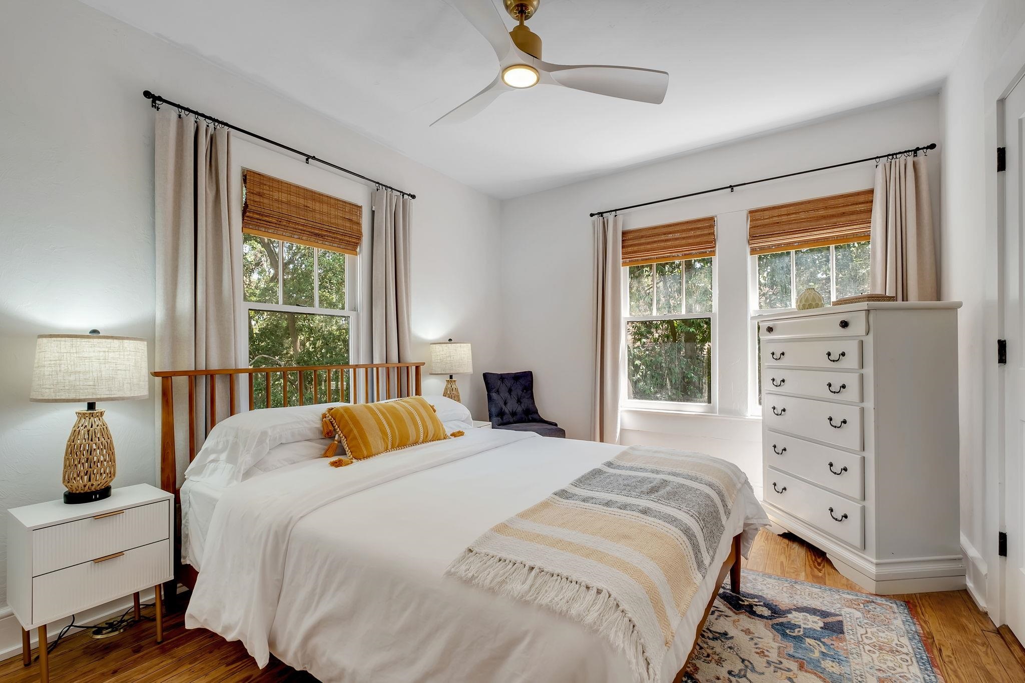 118 W 8th Avenue Unit: 1-7