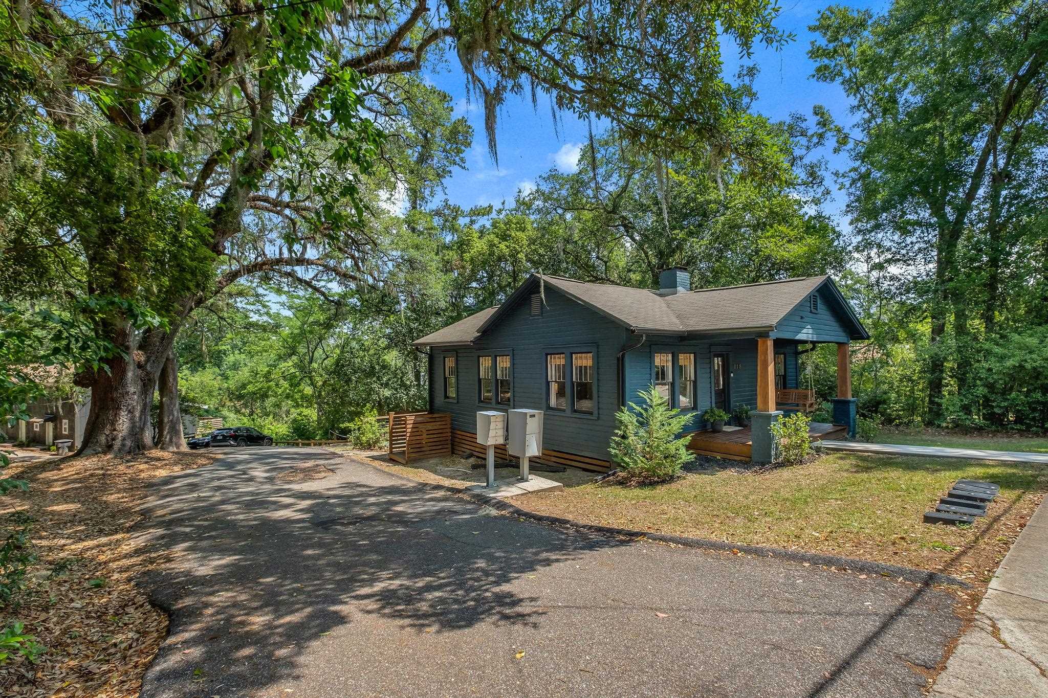 118 W 8th Avenue Unit: 1-7