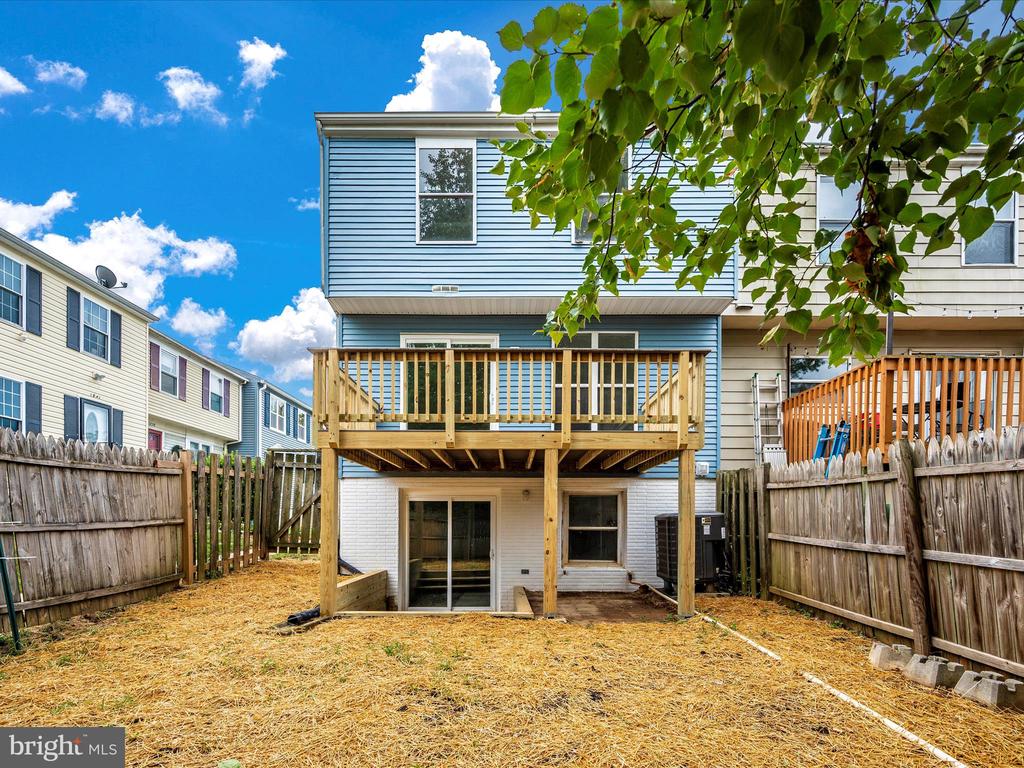 1853 DULANEY COURT