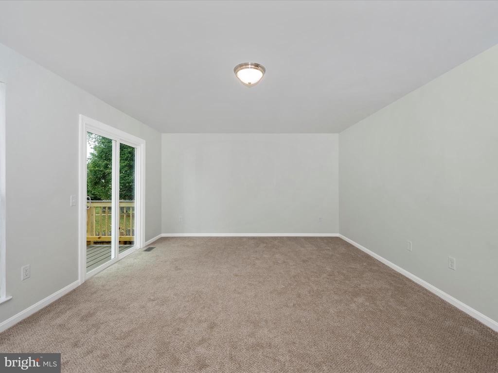1853 DULANEY COURT