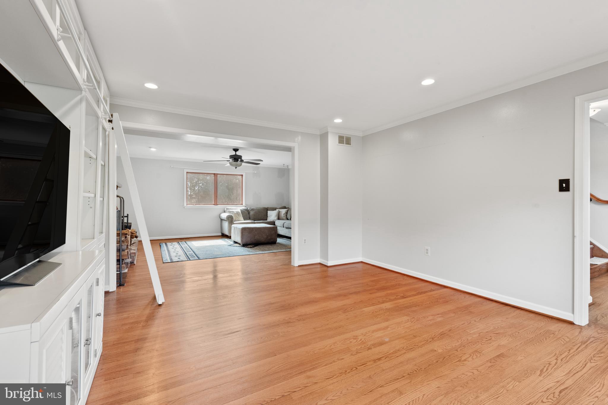 5210 HAYLOFT COURT