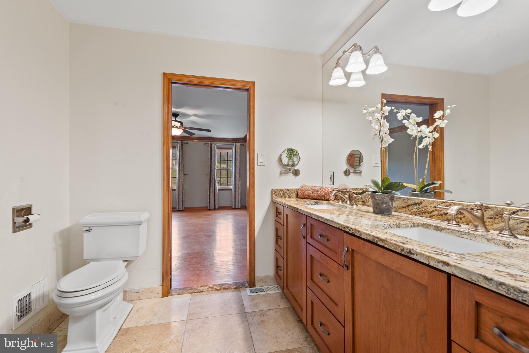 5210 HAYLOFT COURT