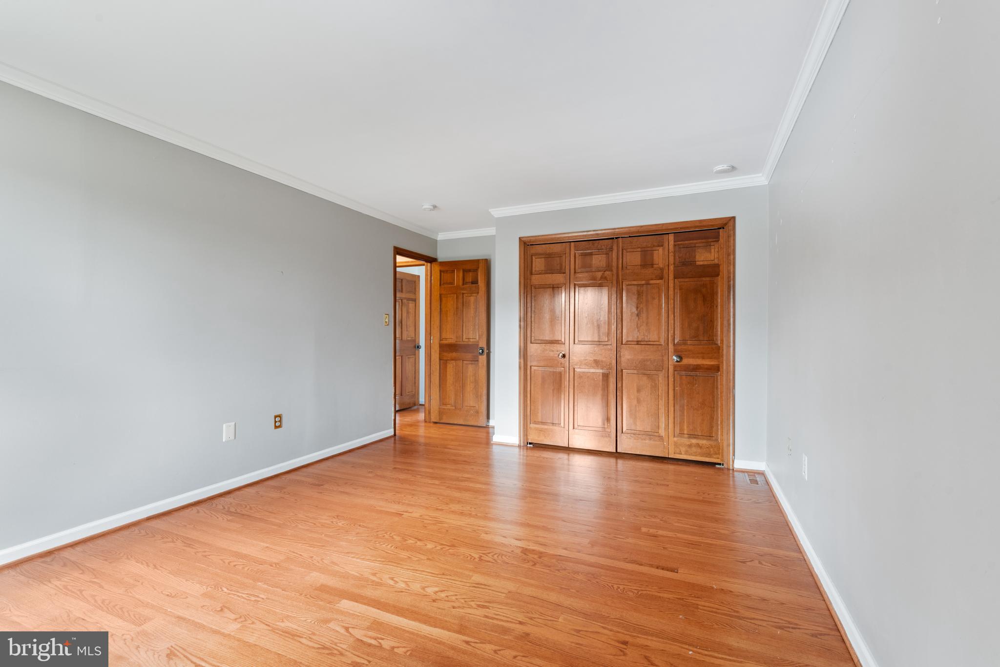 5210 HAYLOFT COURT