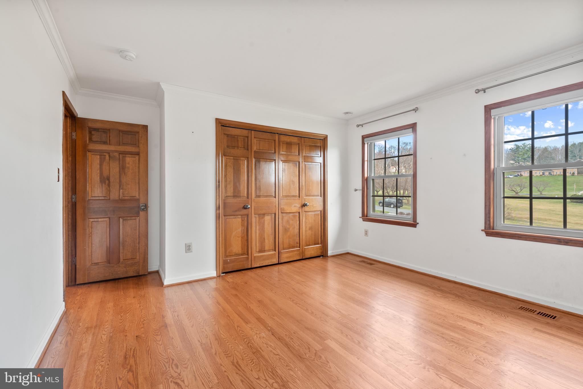 5210 HAYLOFT COURT